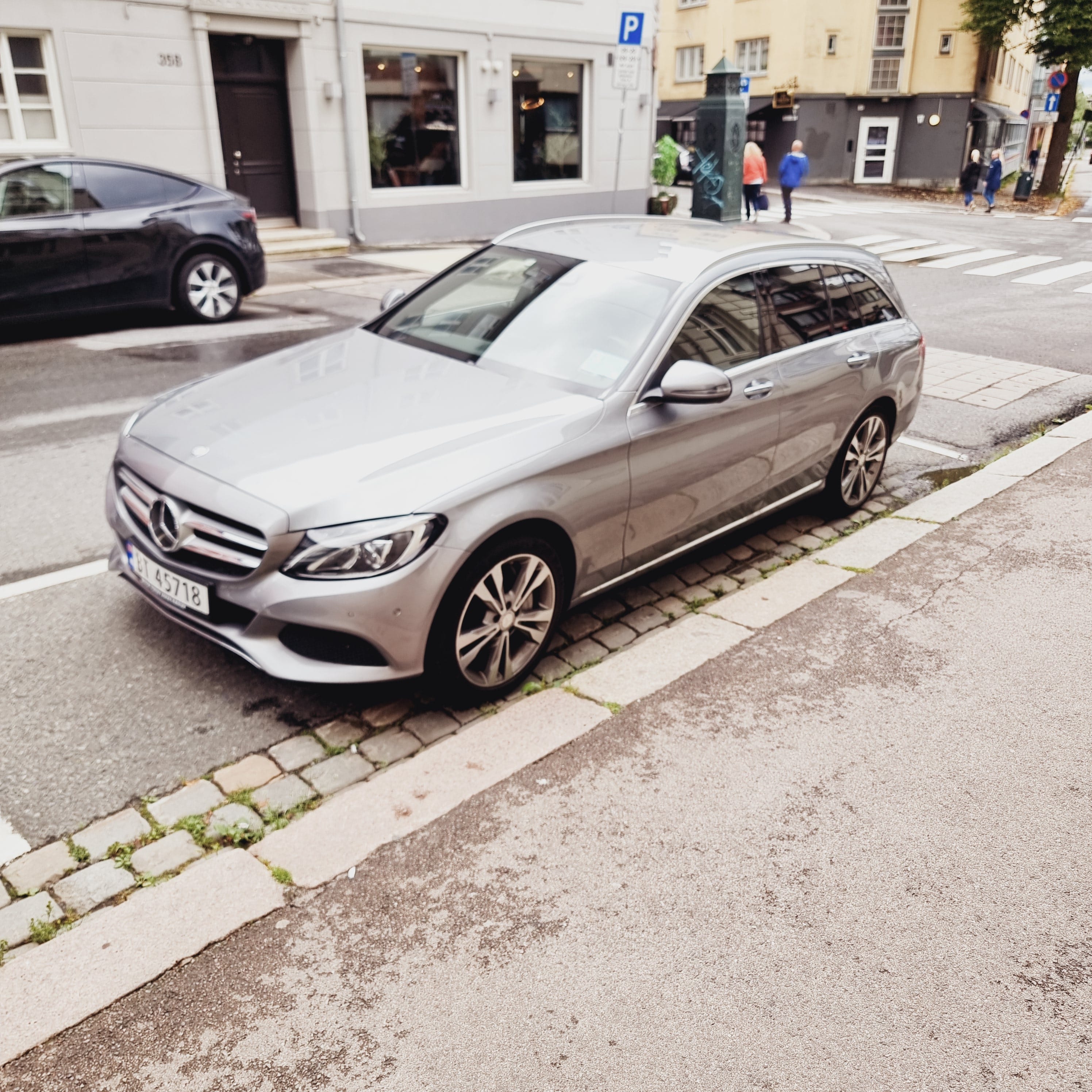 Mercedes-Benz C350e  Ladbar hybrid., 2016, Blyfri 95 / Elektrisk (hybrid), automatisk