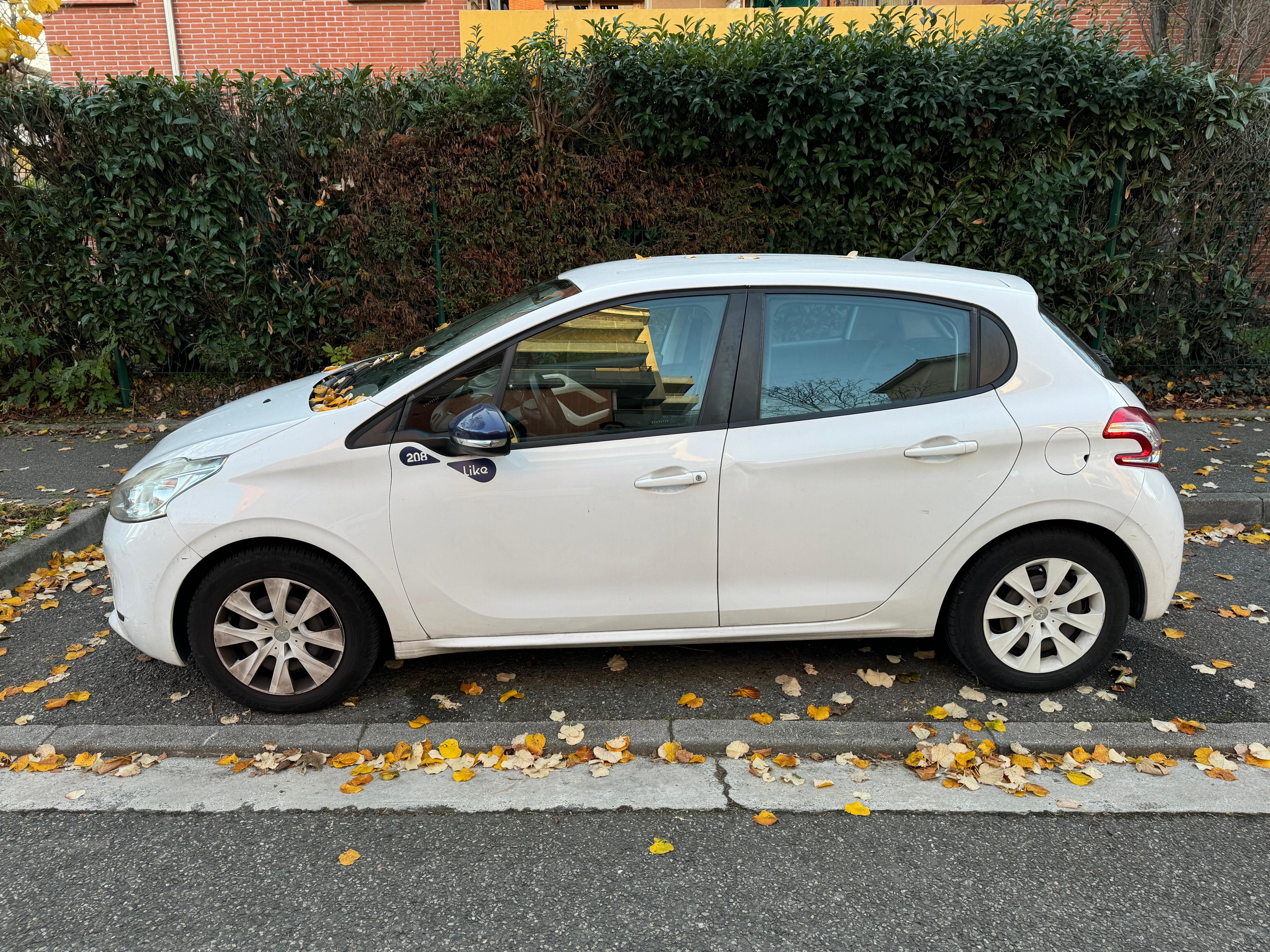 Peugeot 208 avec Climatisation