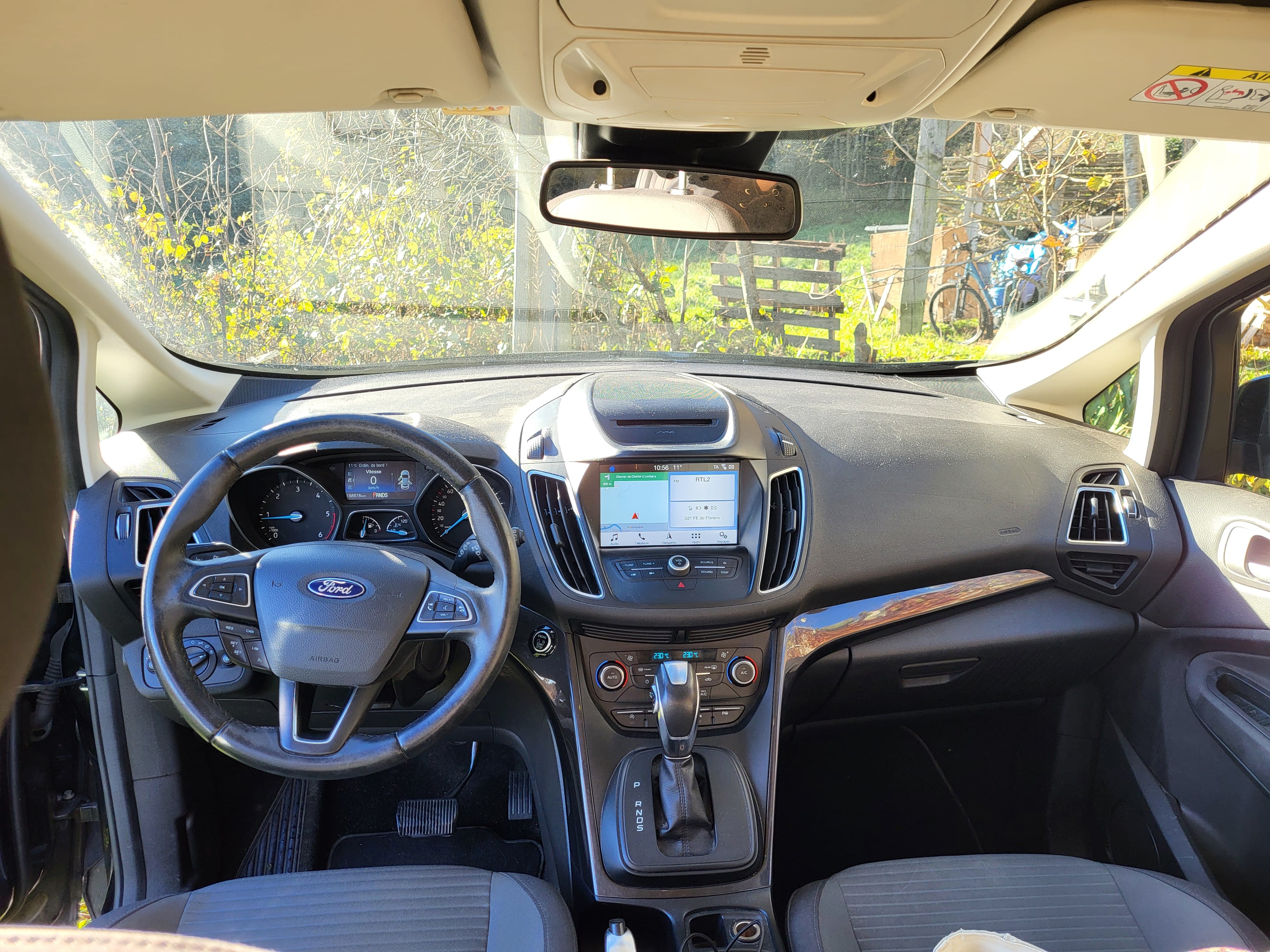 Ford Grand C-Max avec GPS