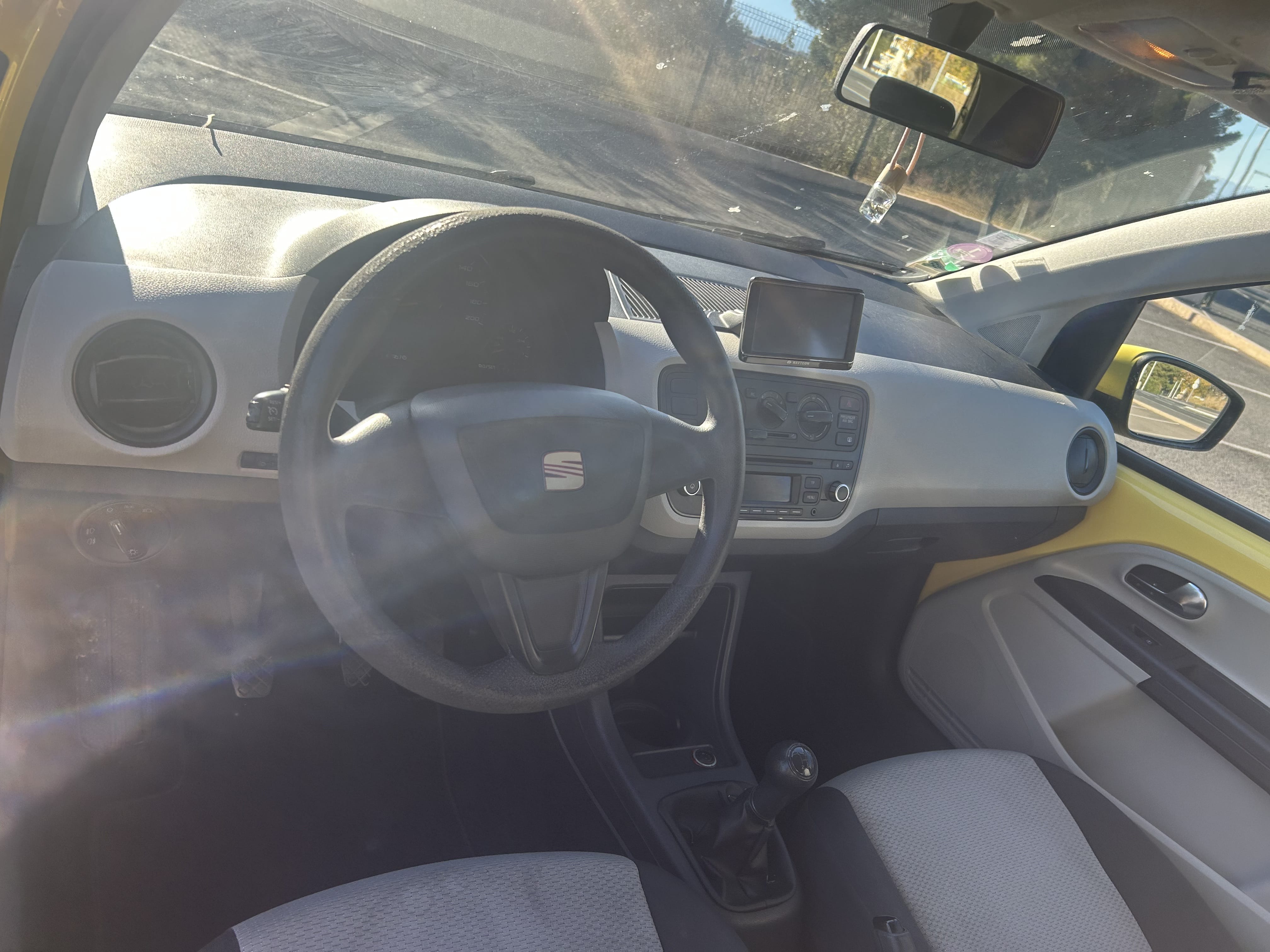 Seat Mii 1.0 (identique Volkswagen Up) avec Siège bébé