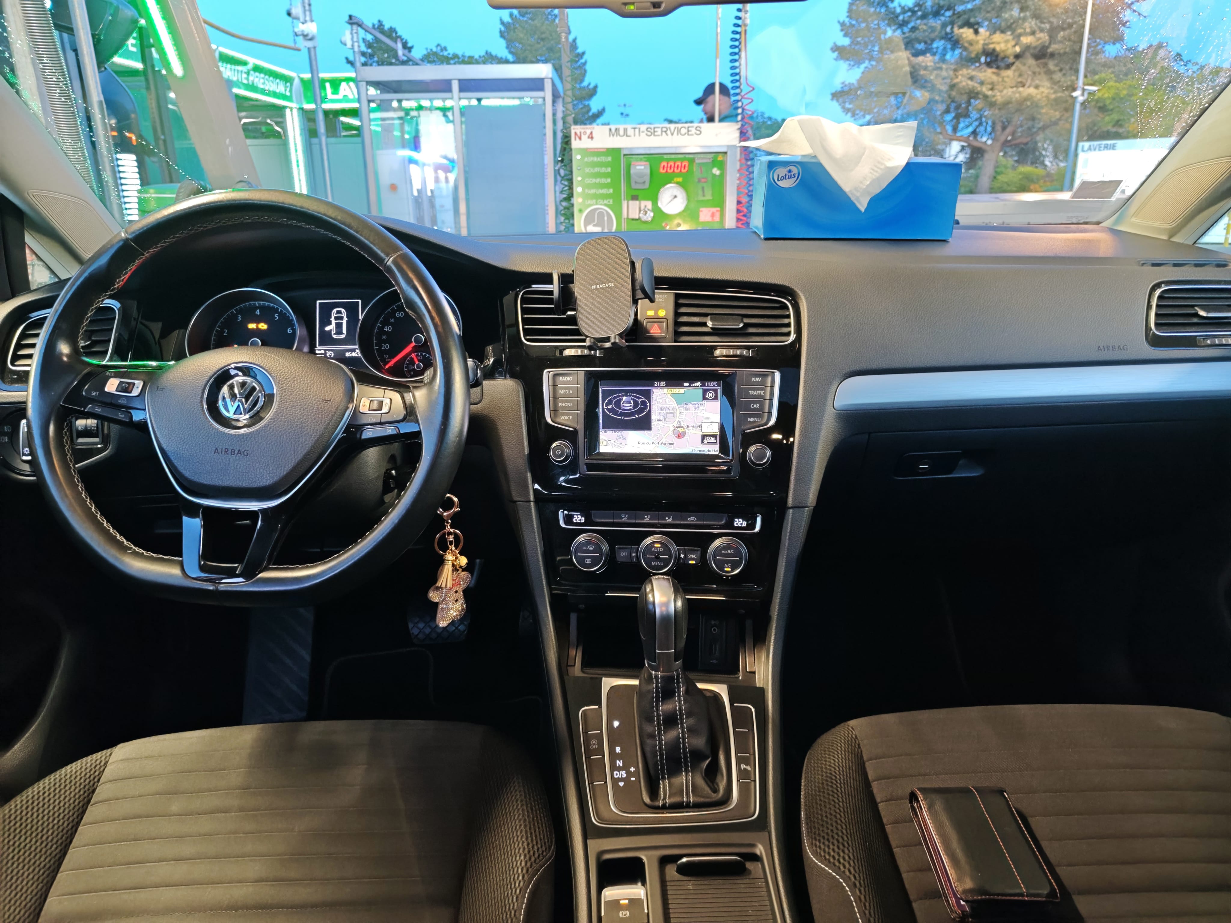 Volkswagen Golf avec GPS