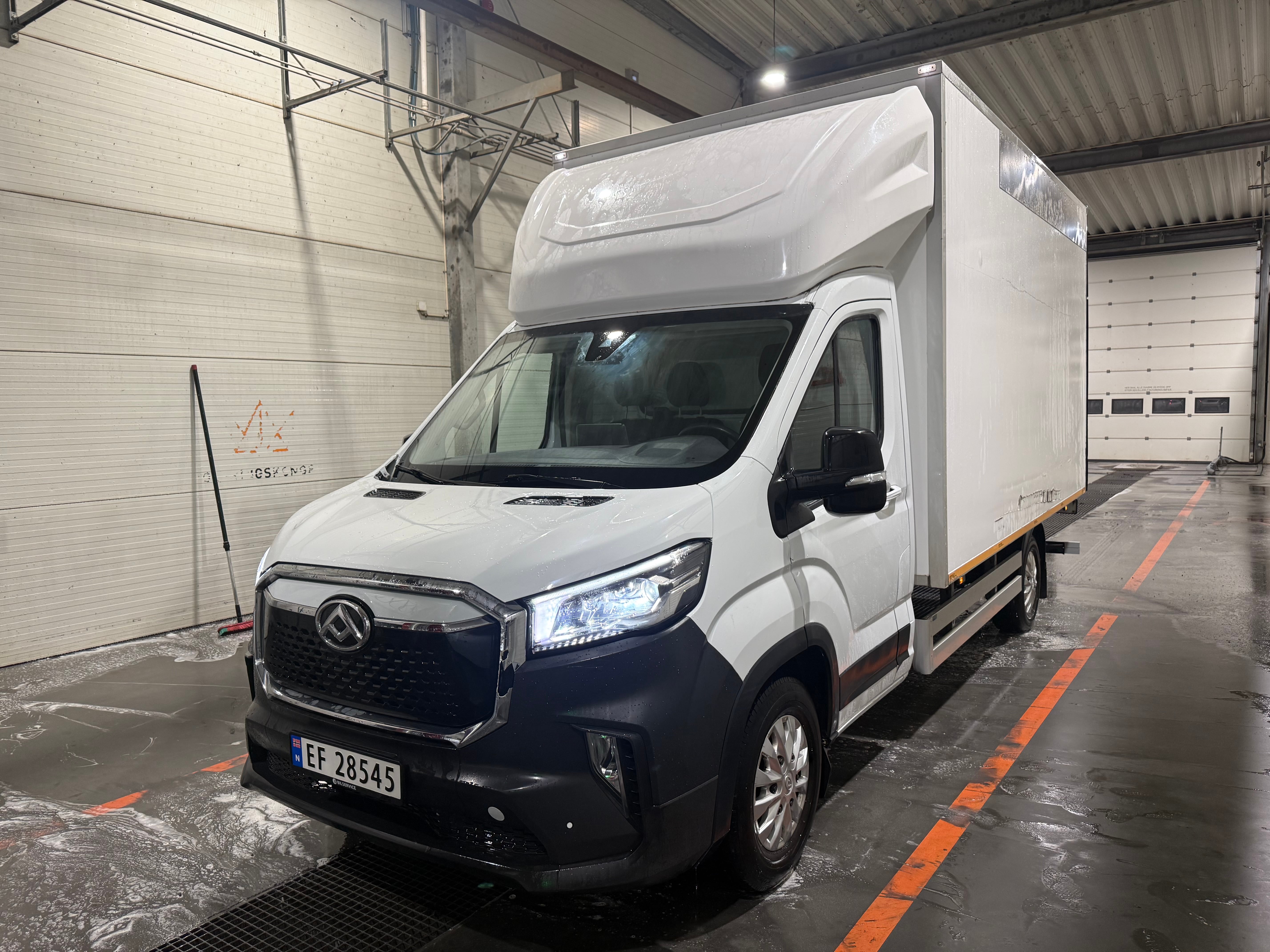 Maxus eDeliver 9 Elektrisk Skapbil - Gratis Parkering + Bom!, 2022, Elektrisk, automatisk