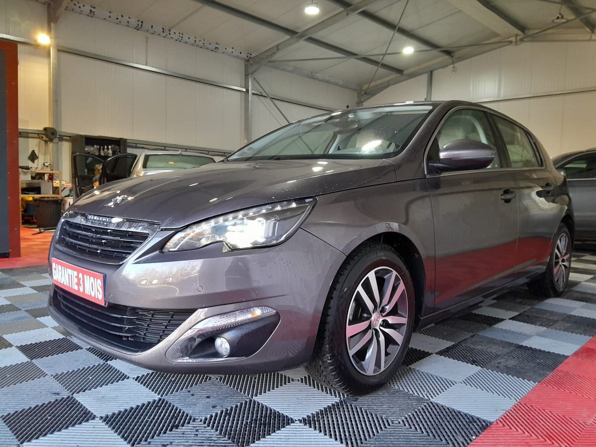Peugeot 308, 2015, Essence 95