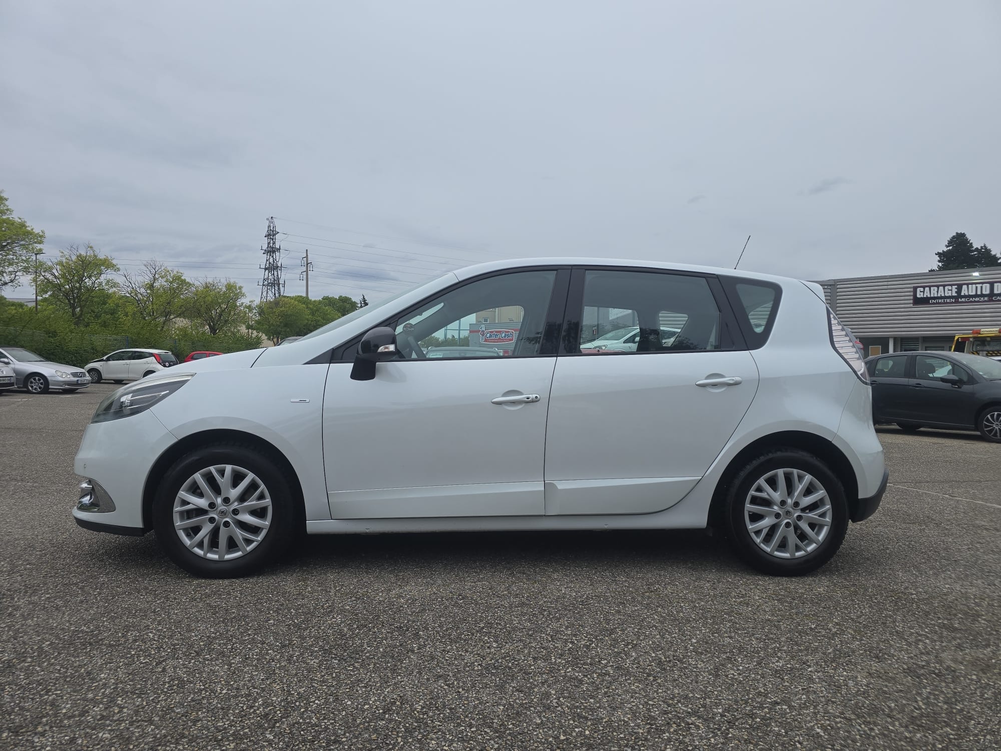 Renault Scenic avec Climatisation