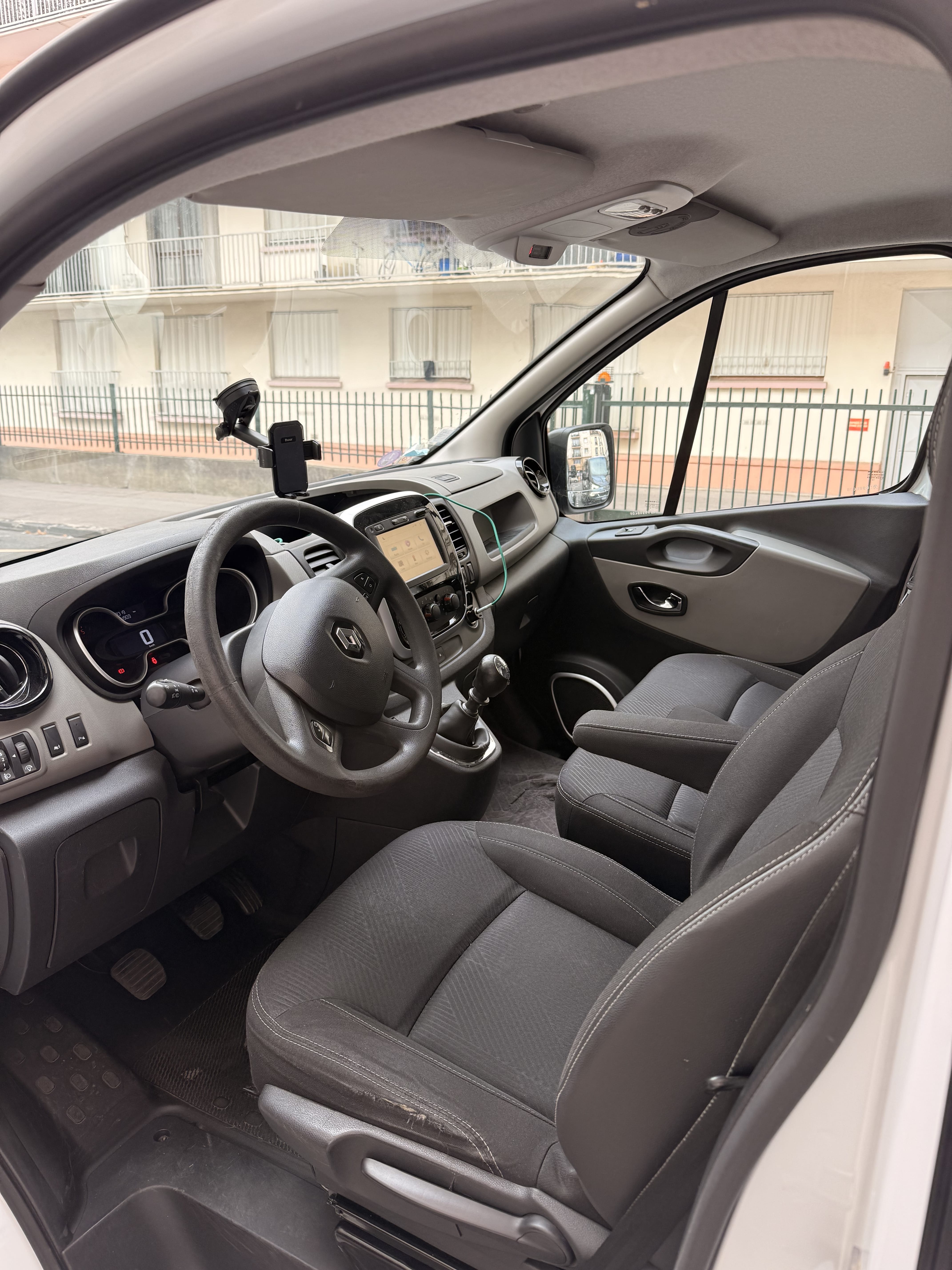 Renault Trafic 1.6 dci 120ch avec Régulateur de vitesse