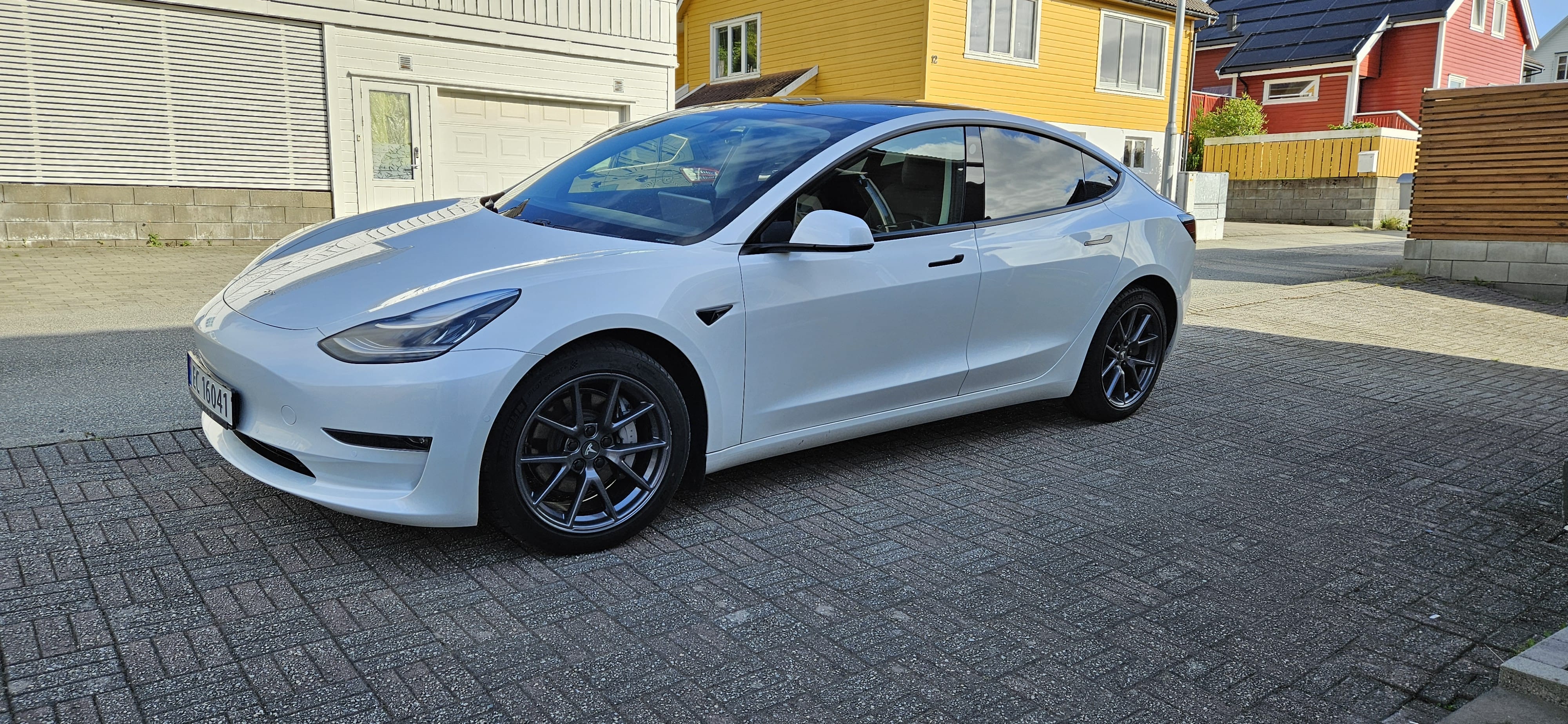 Tesla Model 3 Long Range, 2020, Elektrisk, automatisk