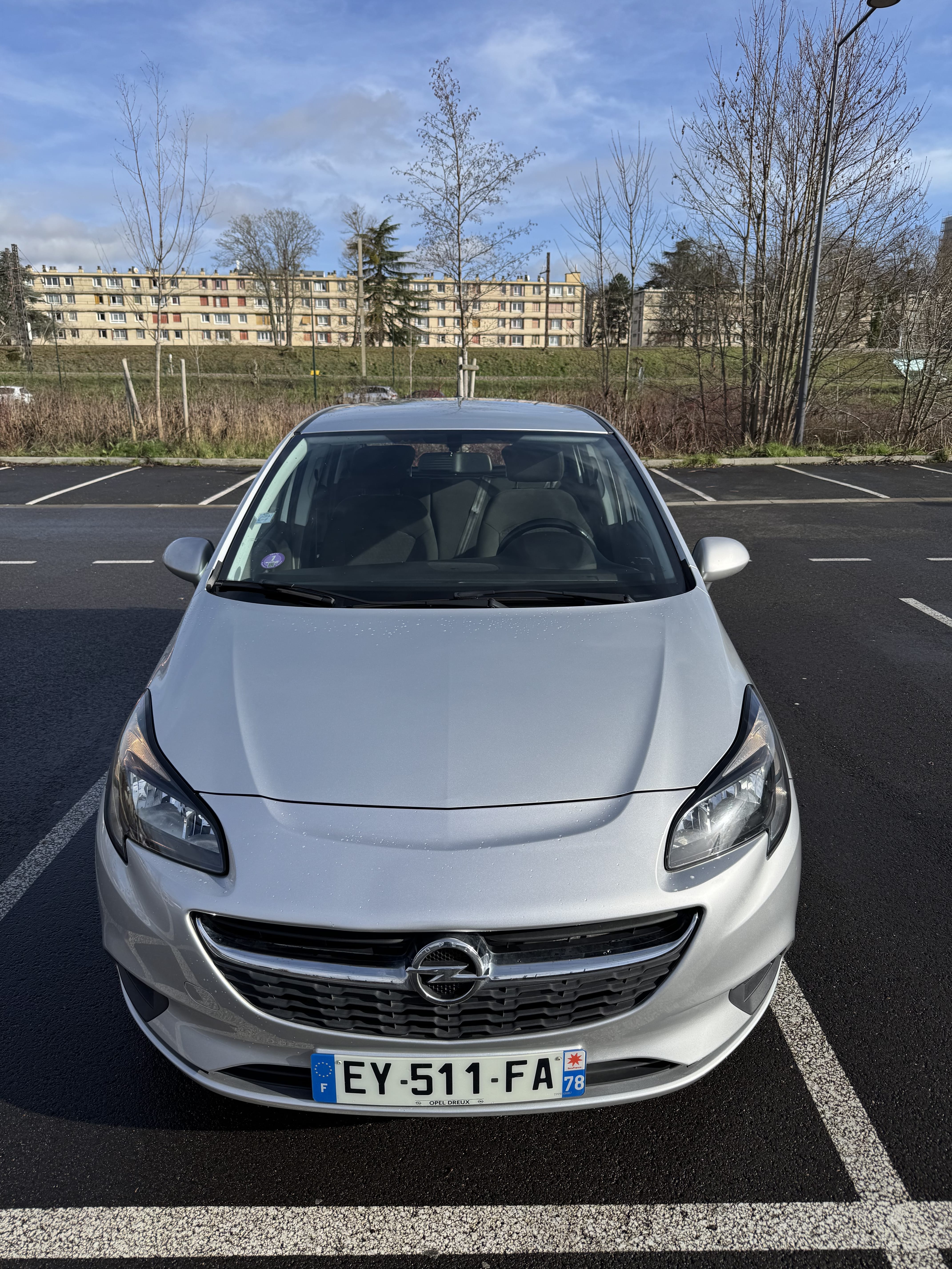 Opel Corsa avec Apple CarPlay