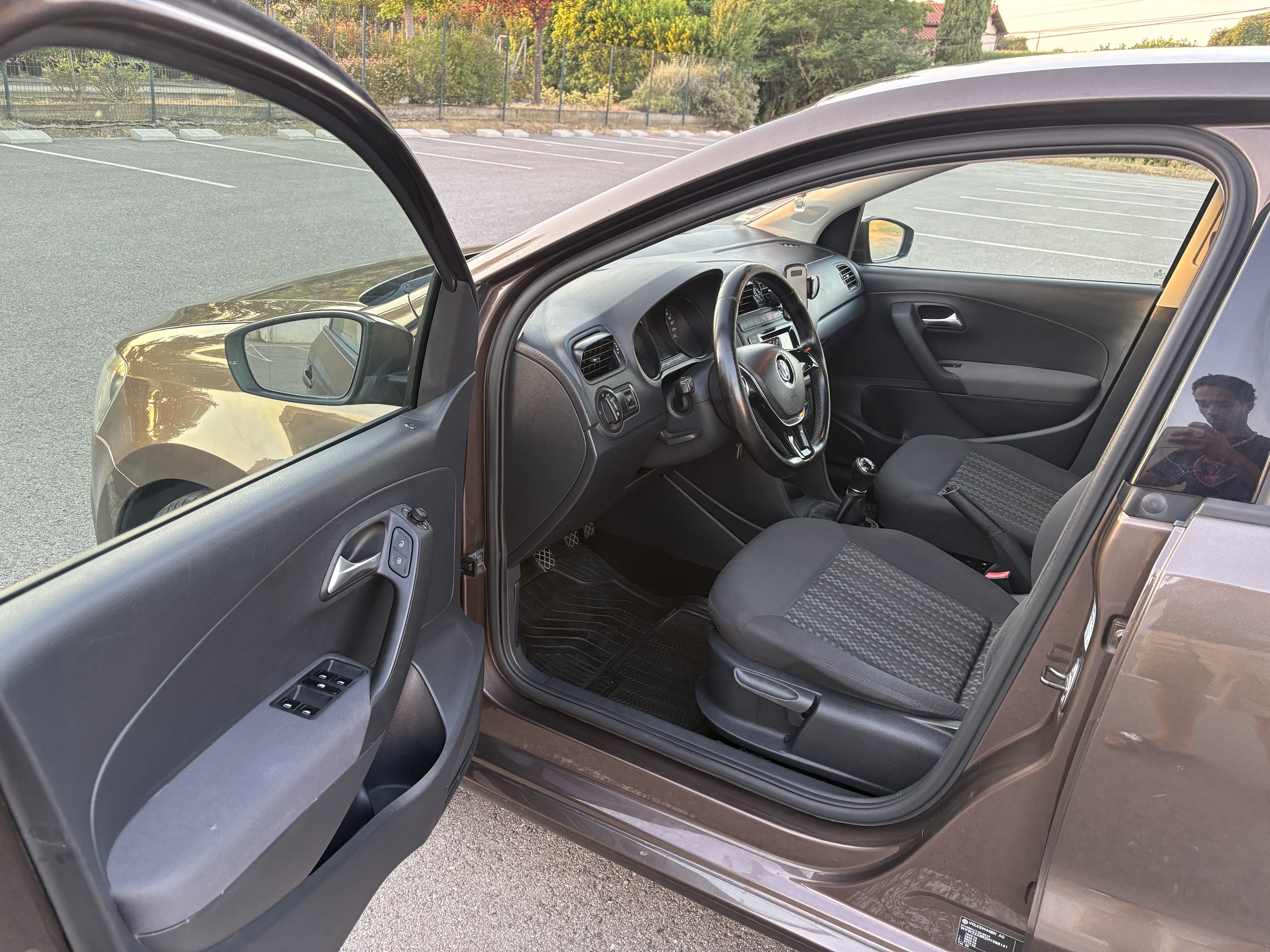Volkswagen Polo 1.0 essence avec Audio Bluetooth