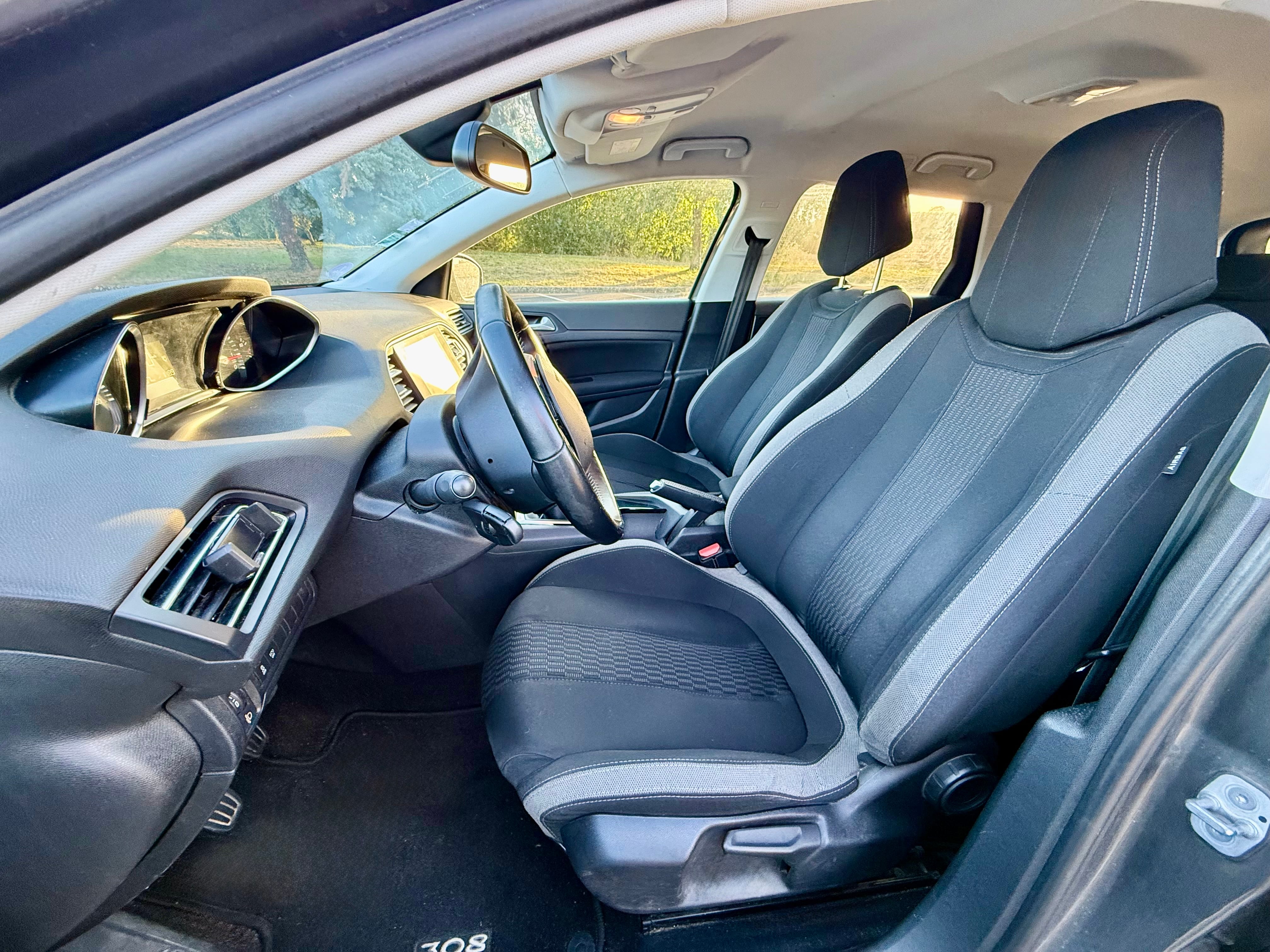 Peugeot 308 SW avec Régulateur de vitesse