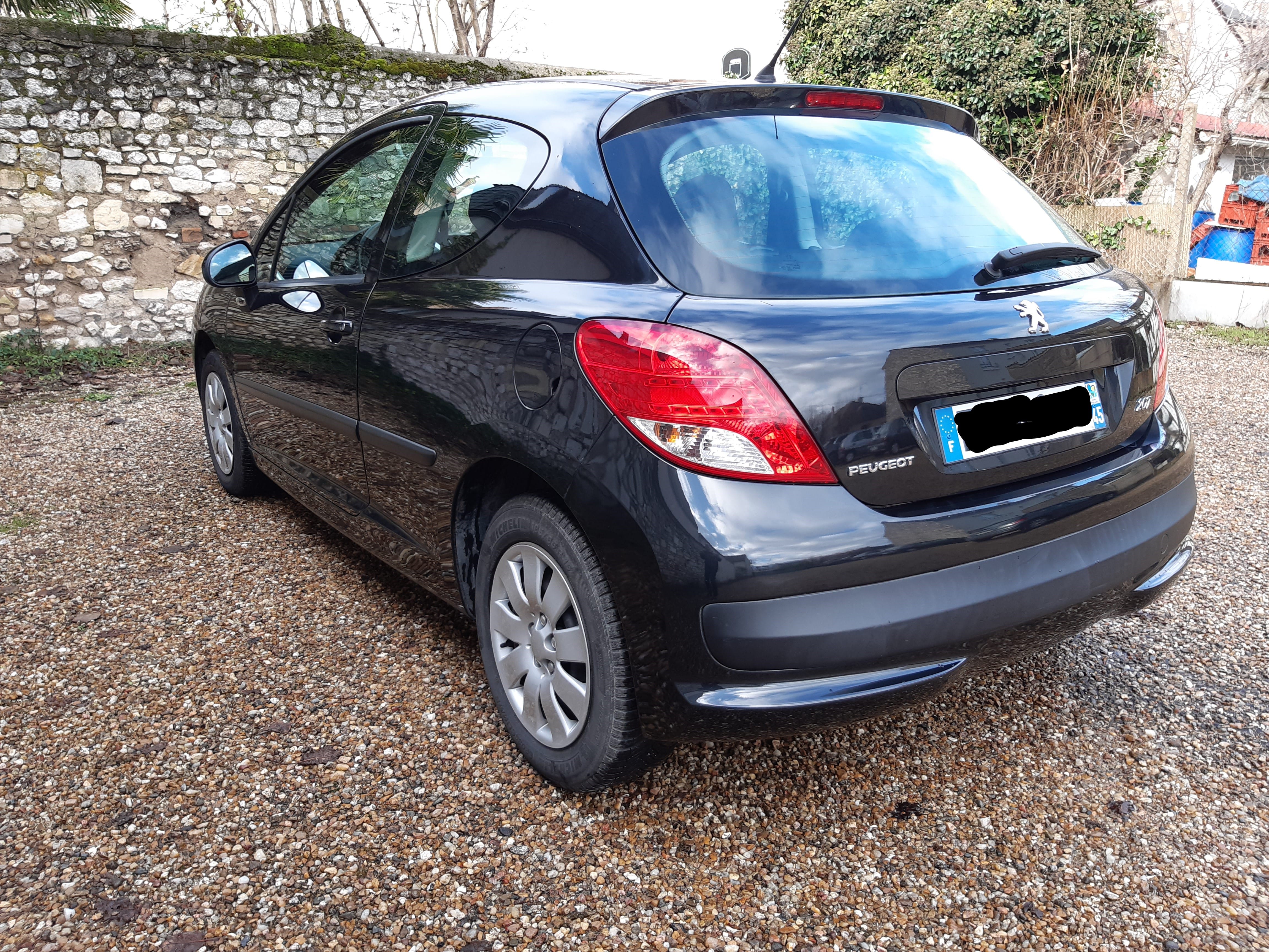 Peugeot 207