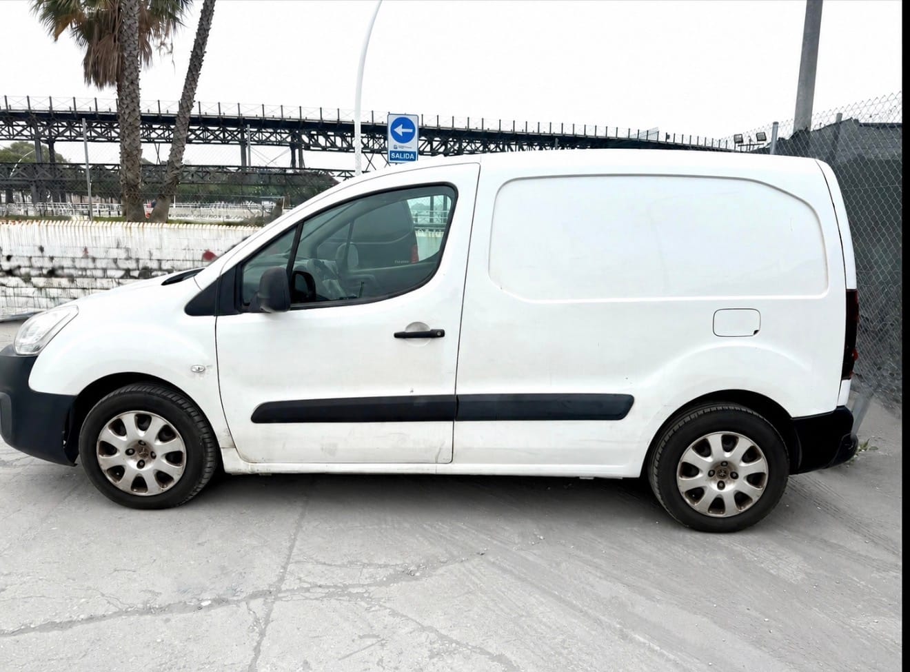 Peugeot Partner con Aire acondicionado