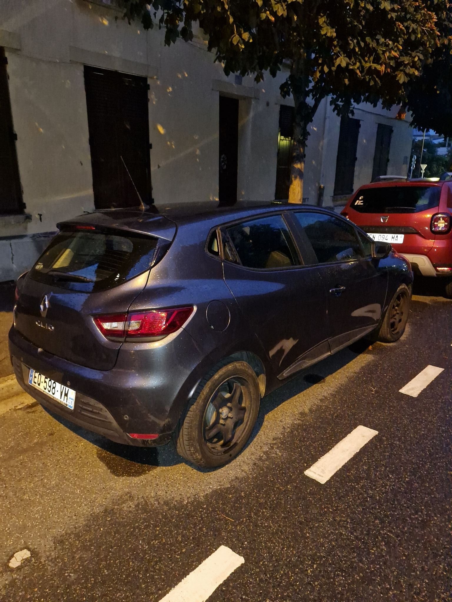 Renault Clio EQ598VM avec GPS