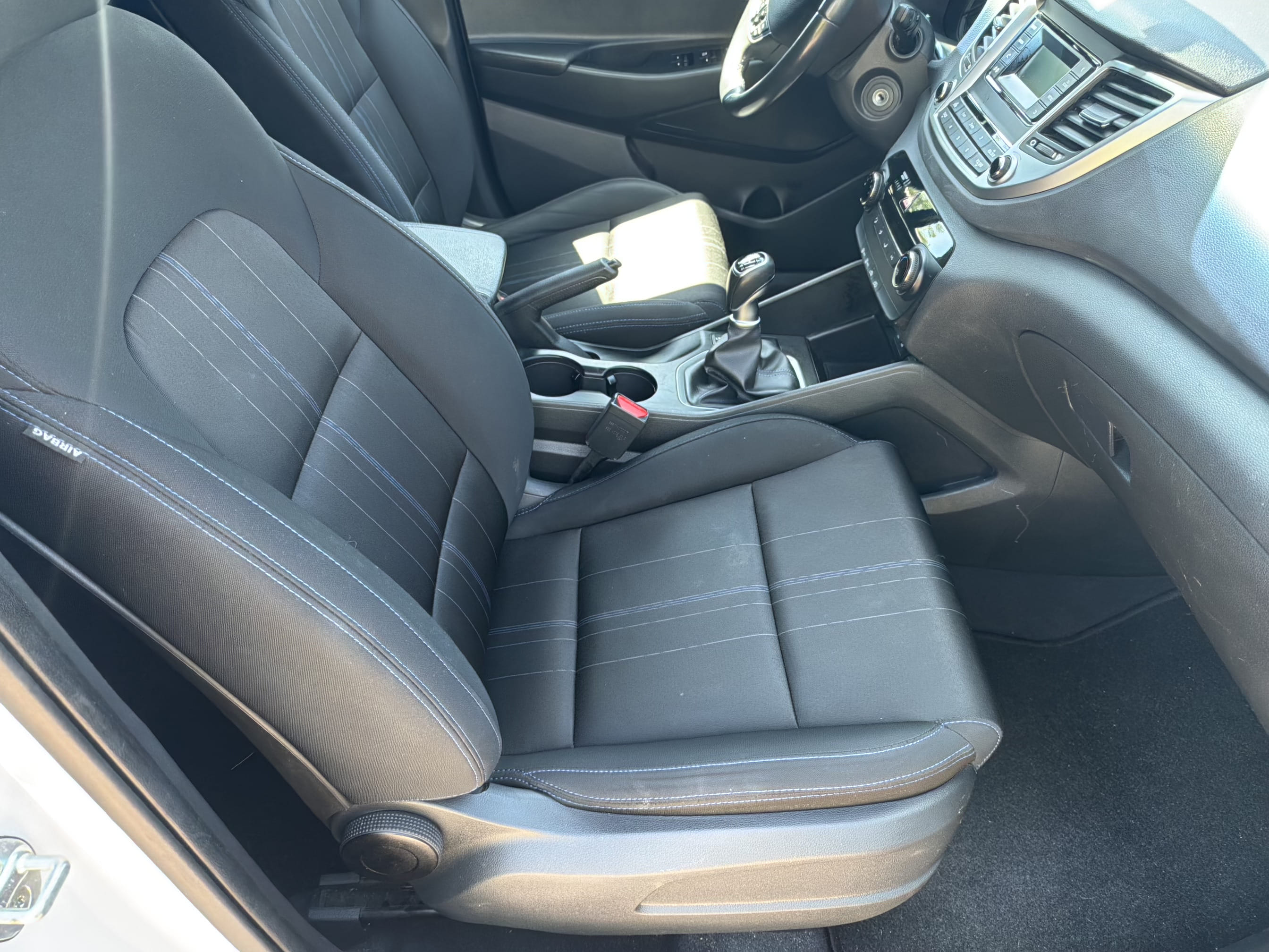 Hyundai Tucson 5P GDI 1.6  131CV  BD 4x2 ESSENCE con Entrada de Audio/iPod