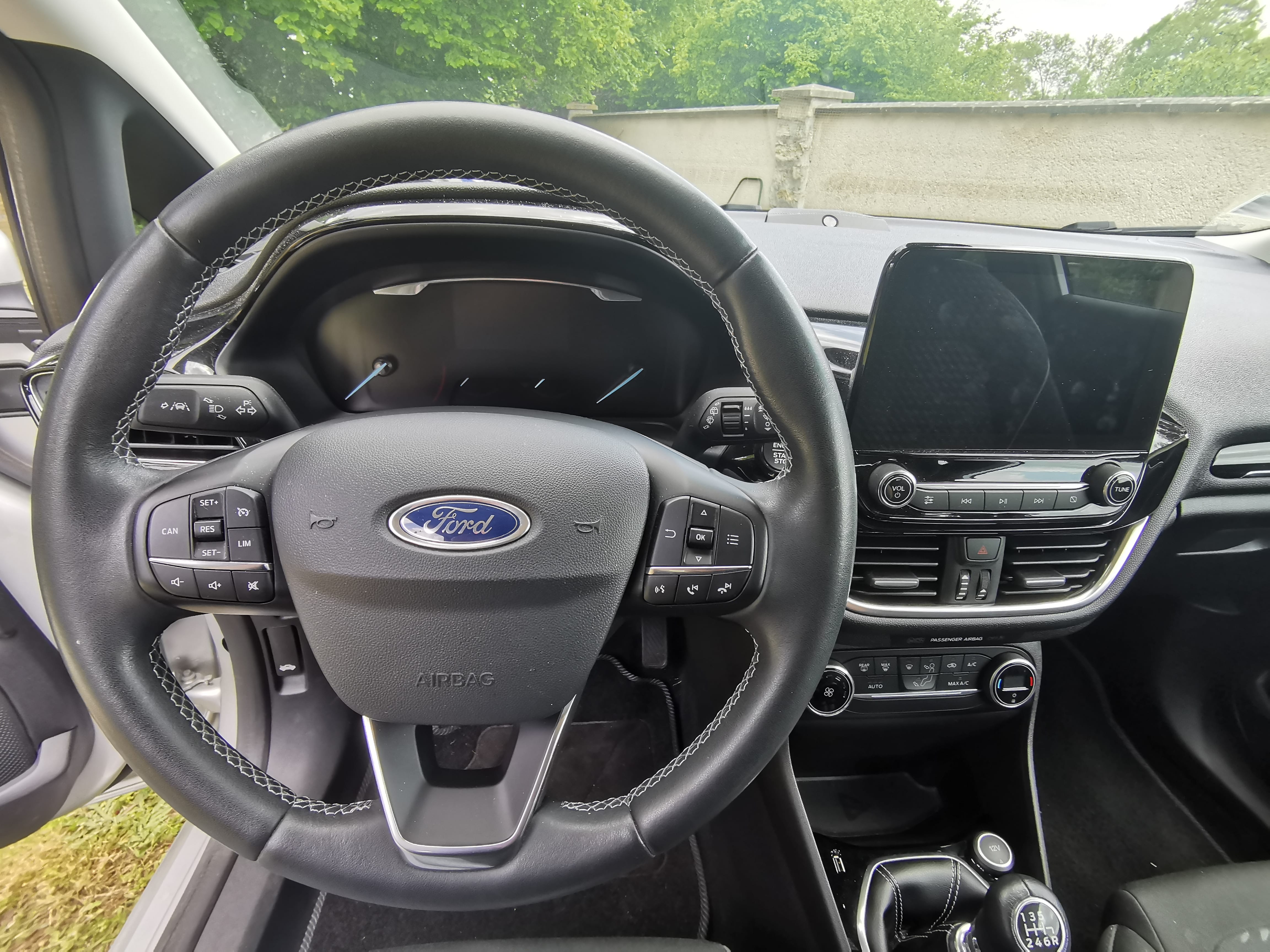 Ford Fiesta avec Climatisation