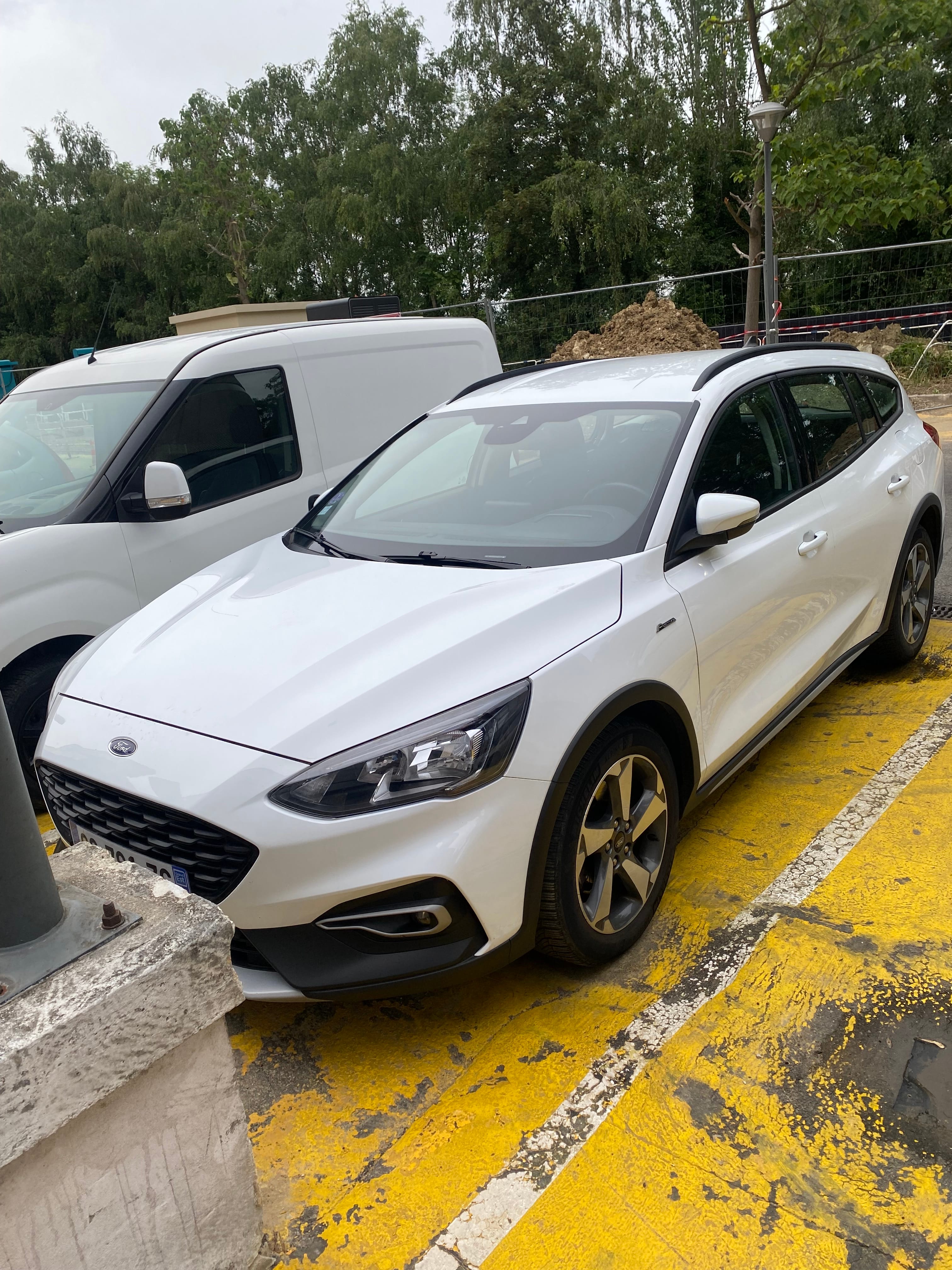Ford Focus Business, 2021, Essence 98, automatique