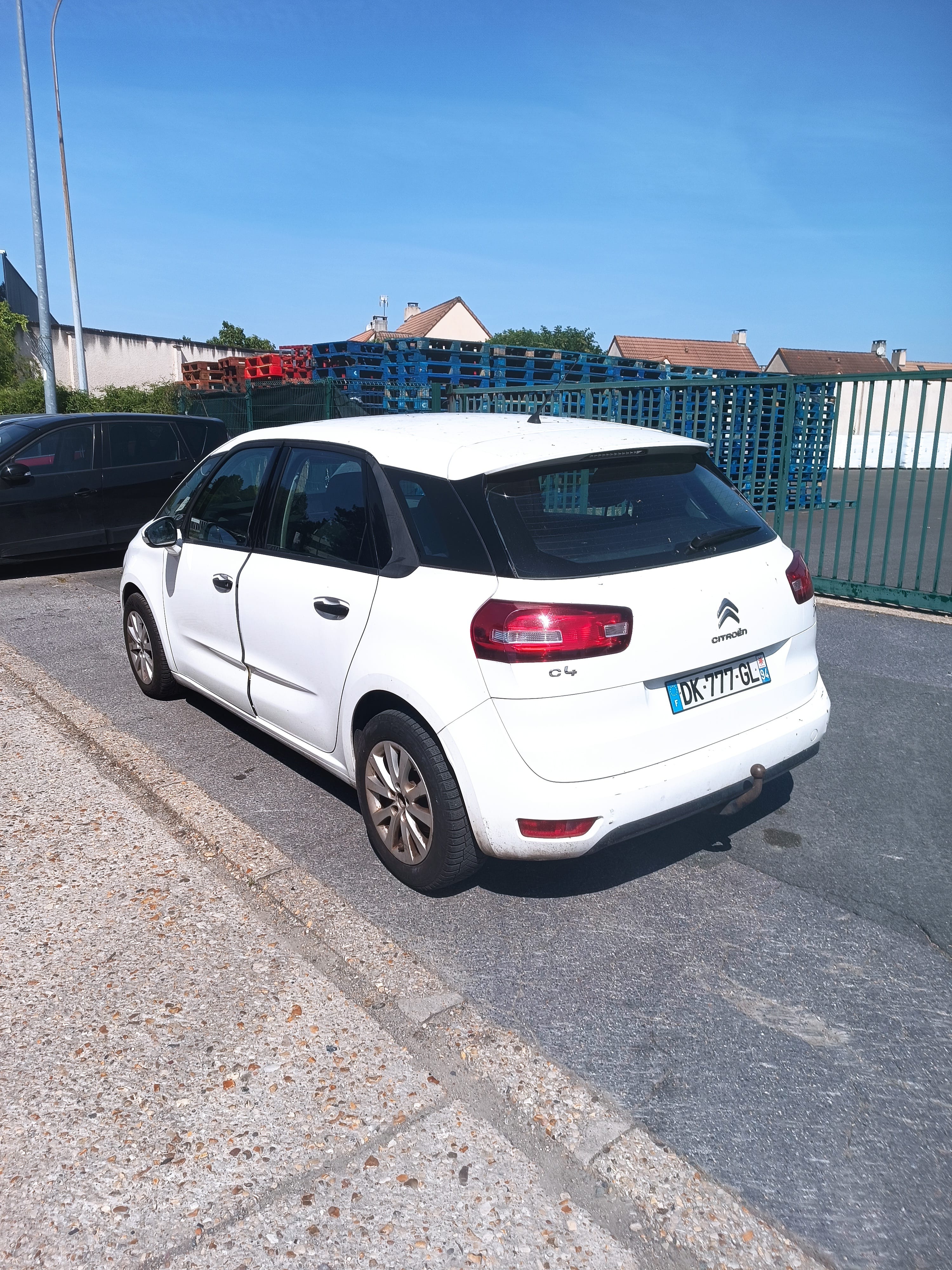 Citroen C4 Picasso avec GPS