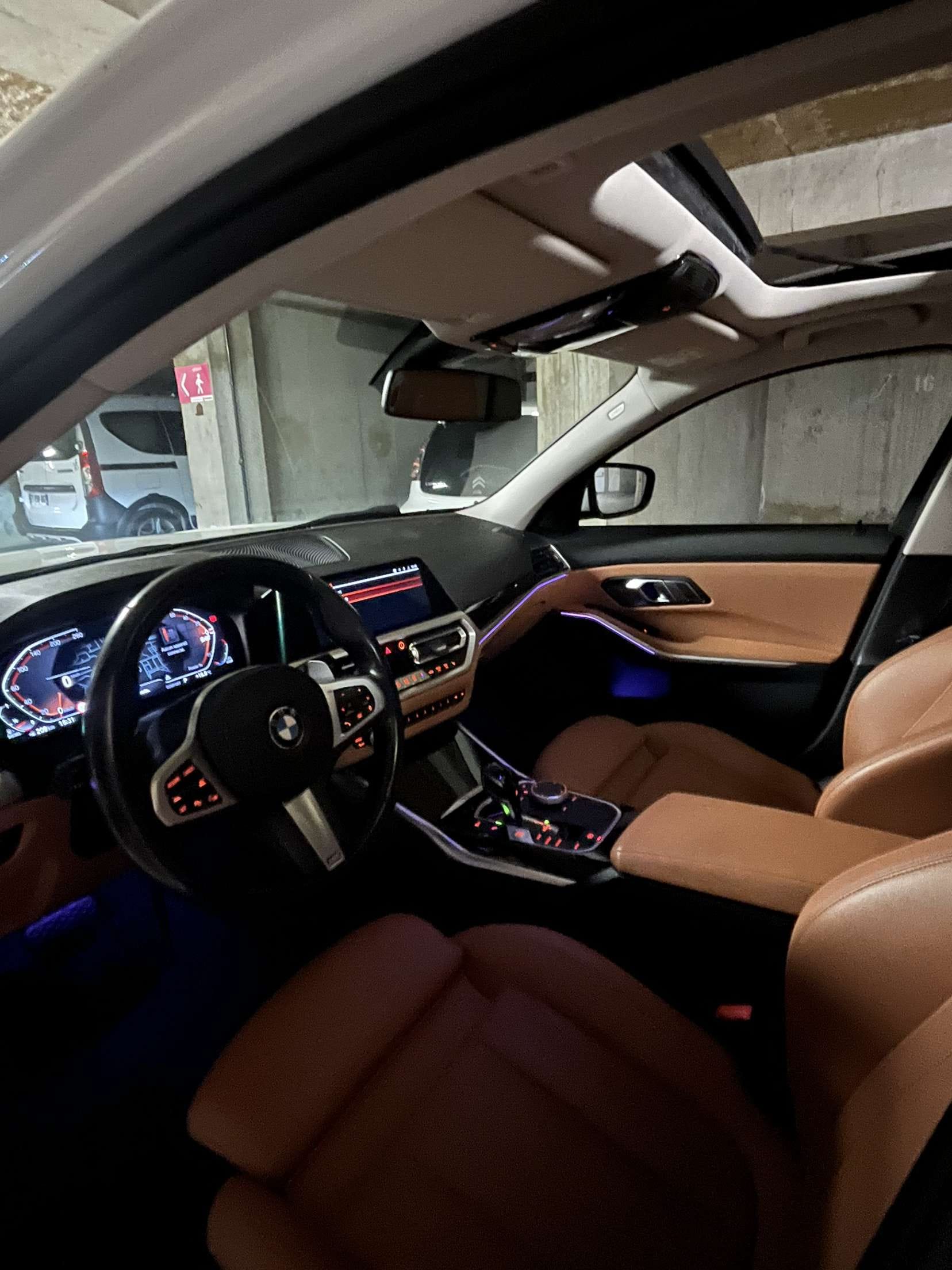 BMW Série 3 Touring avec GPS