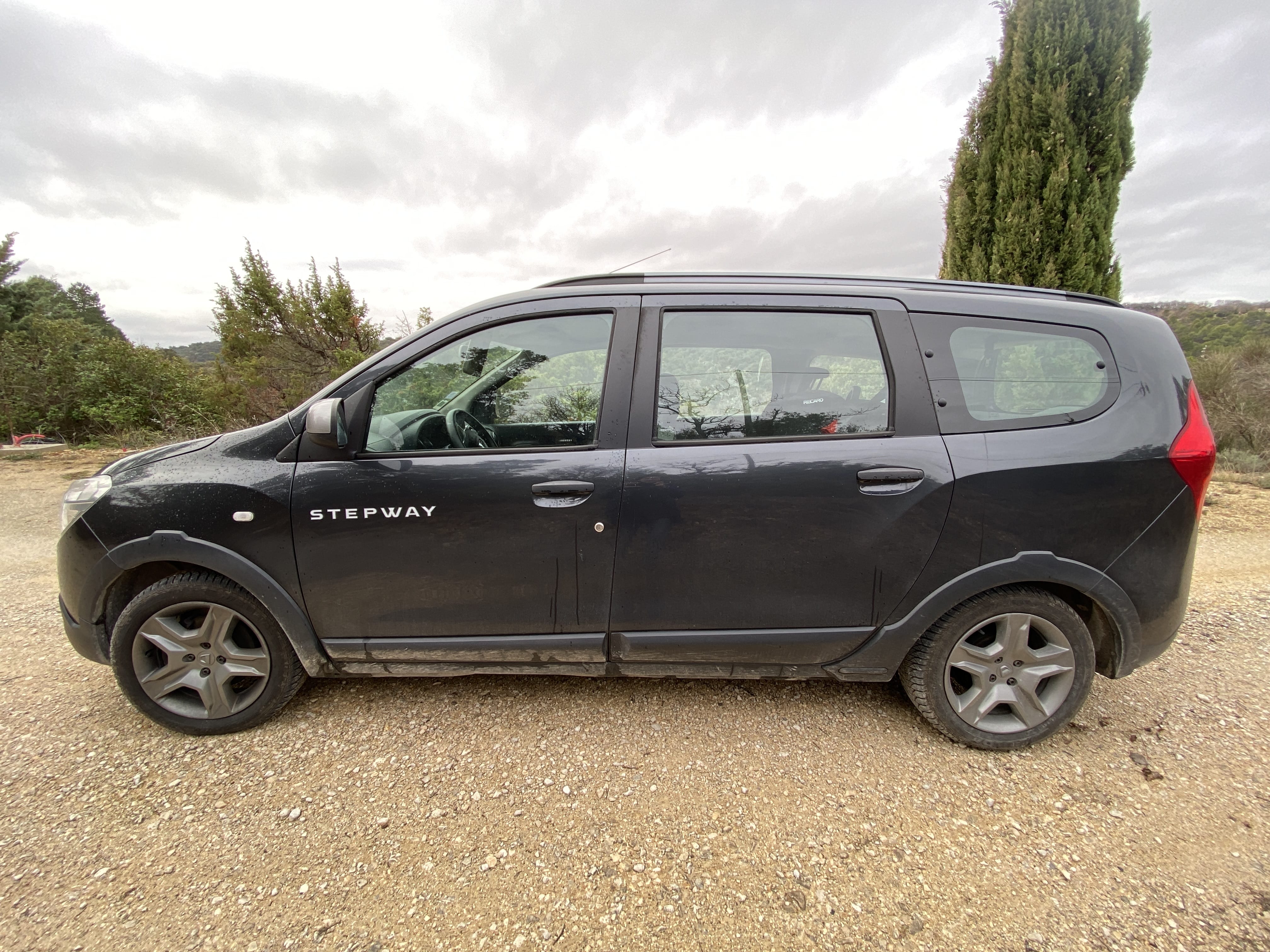 Dacia Lodgy avec Climatisation