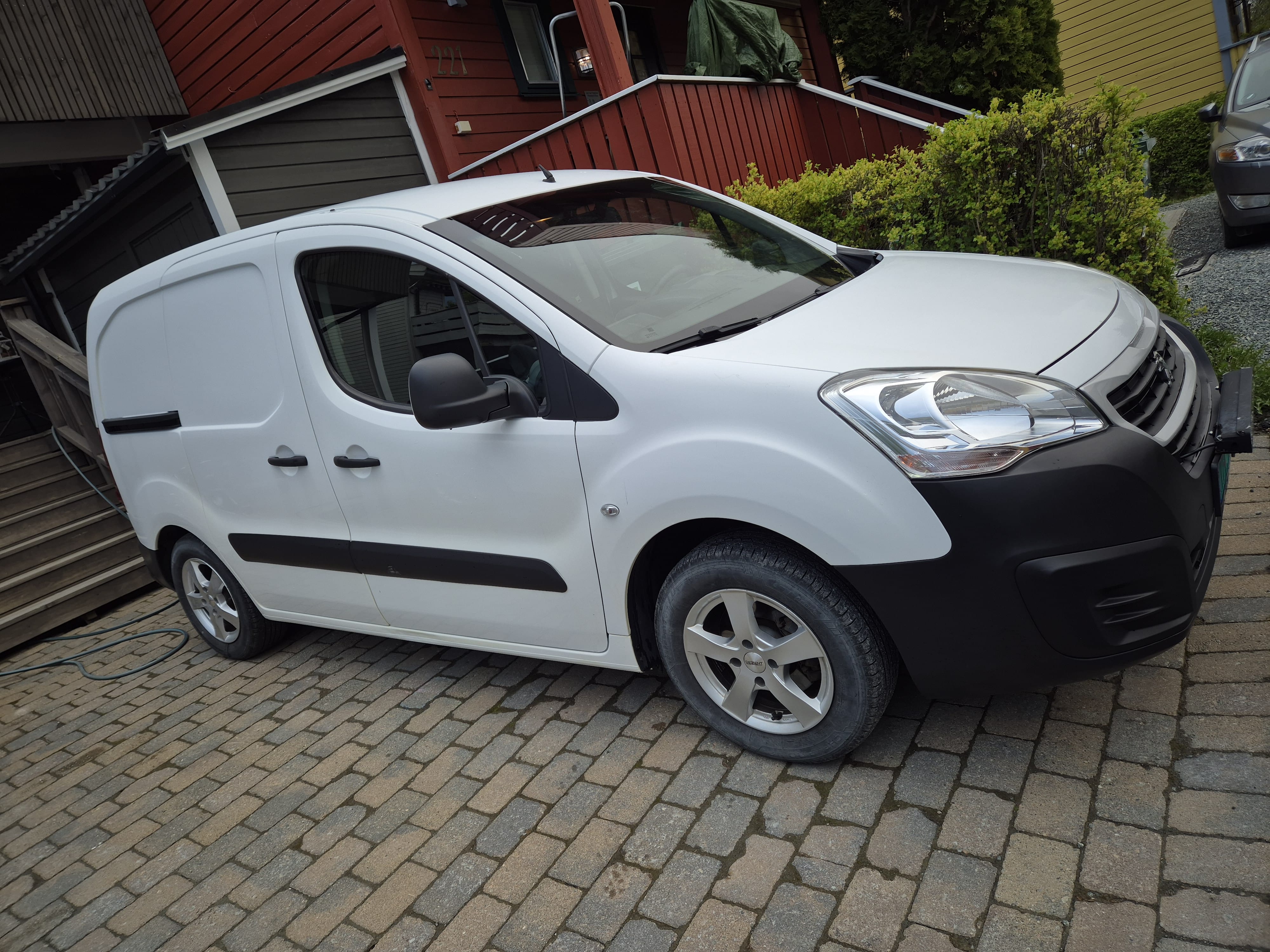 Peugeot Partner, 2017, Diesel