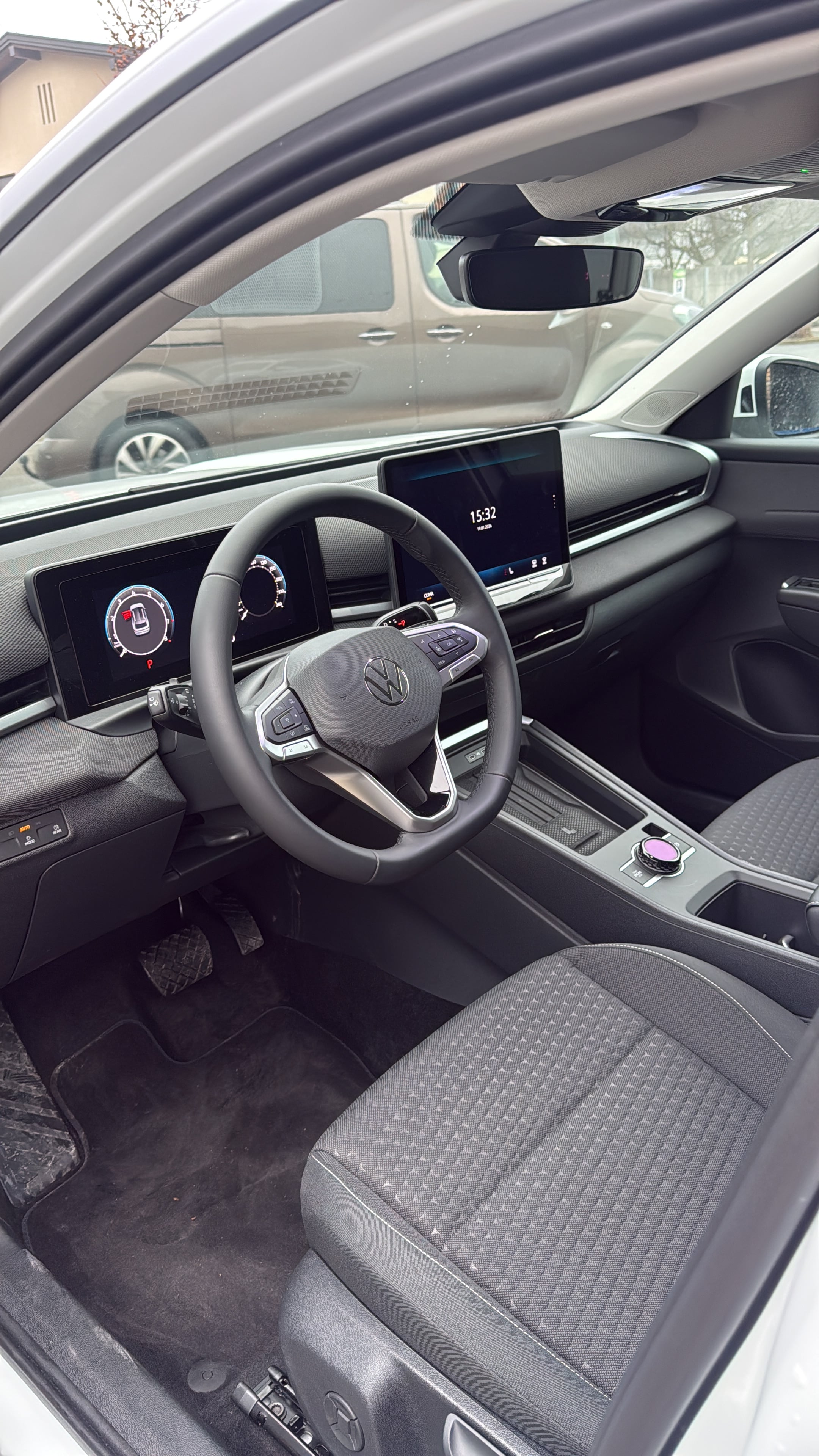 Volkswagen T-Roc mit Navigationsgerät