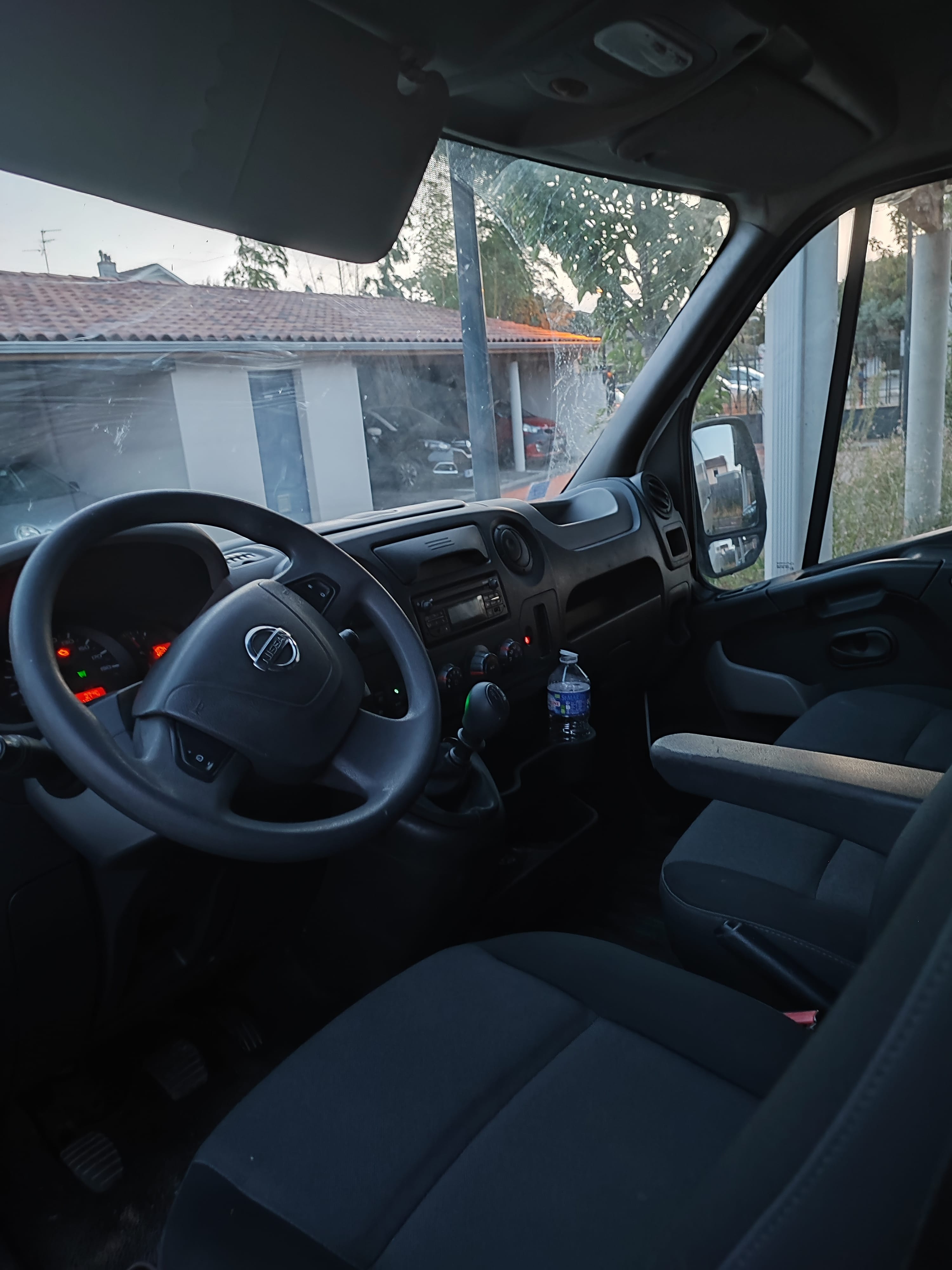 Nissan NV400 avec Régulateur de vitesse