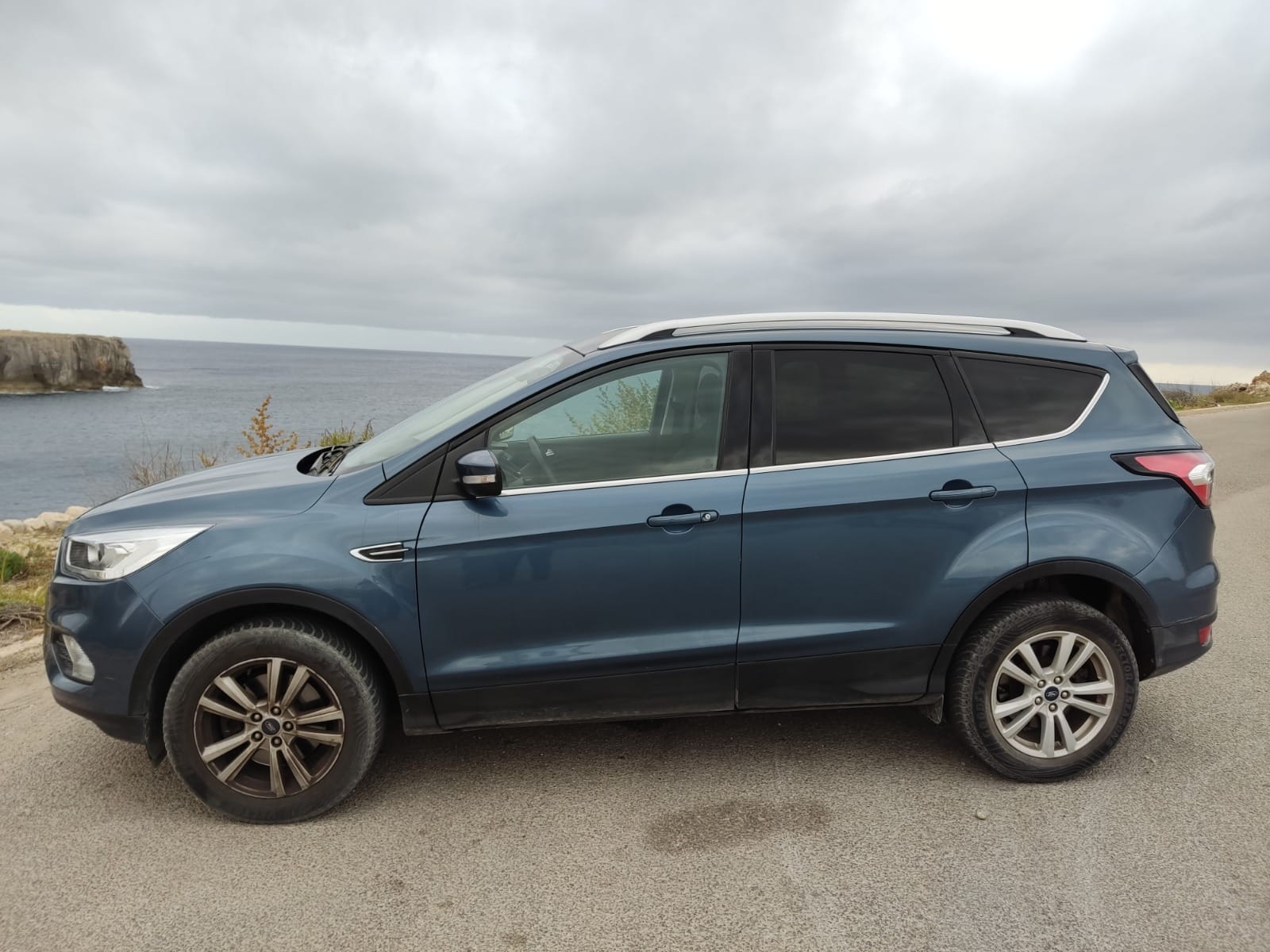 Ford Kuga con Aire acondicionado