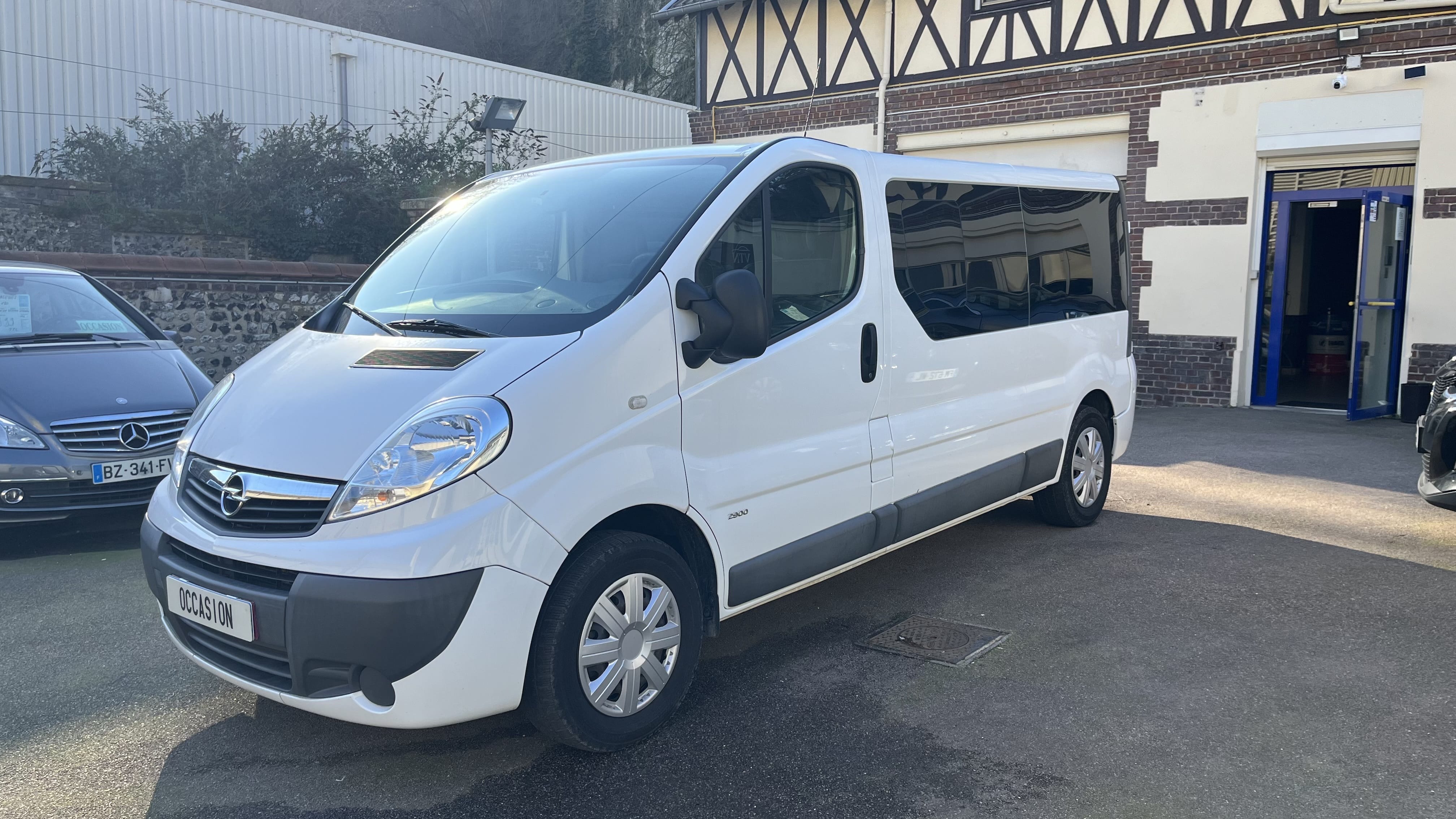 Opel Vivaro 2.0DCi, 2013, Diesel, 9 places et plus