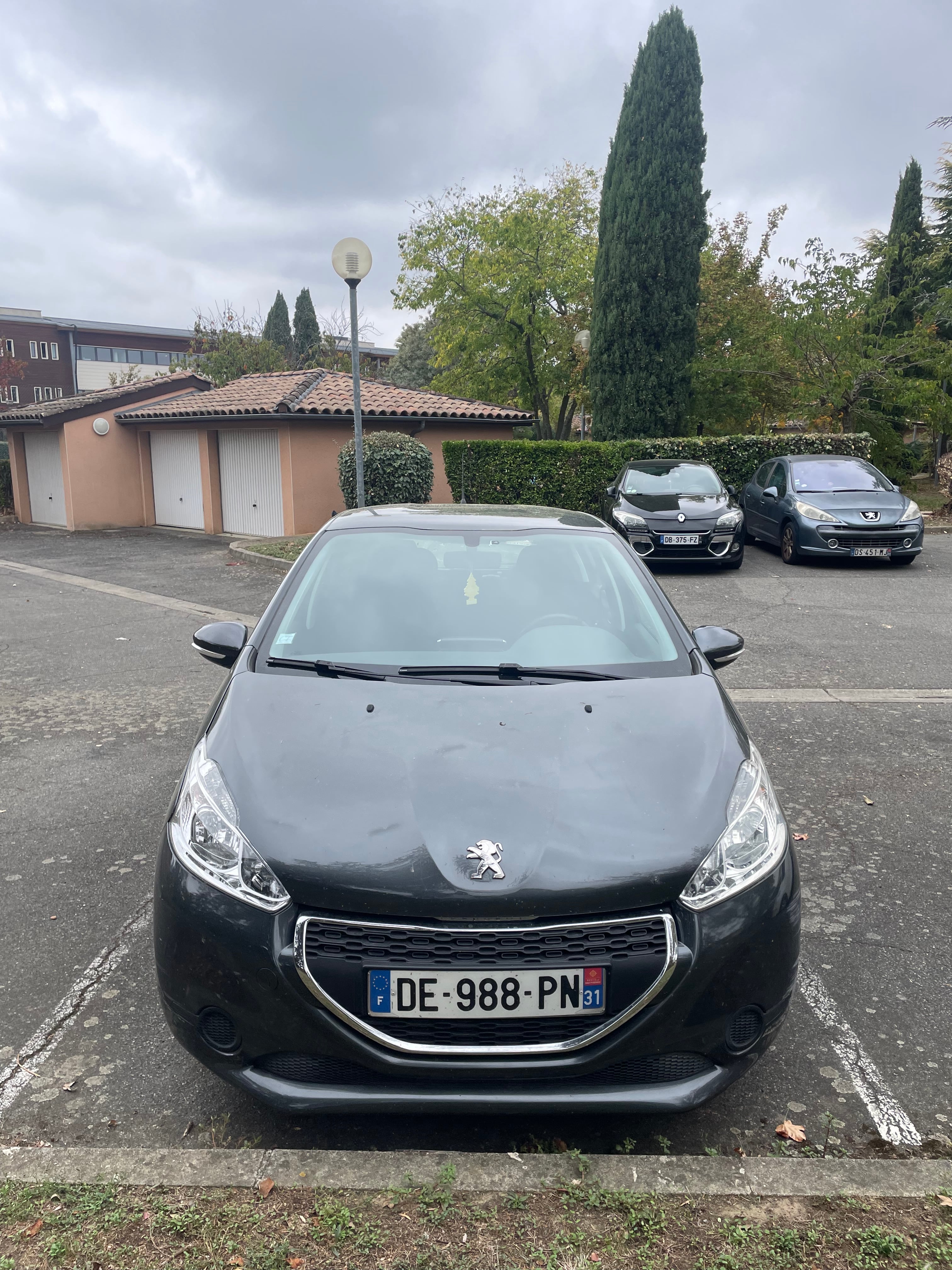 Peugeot 208, 2012, Essence 95