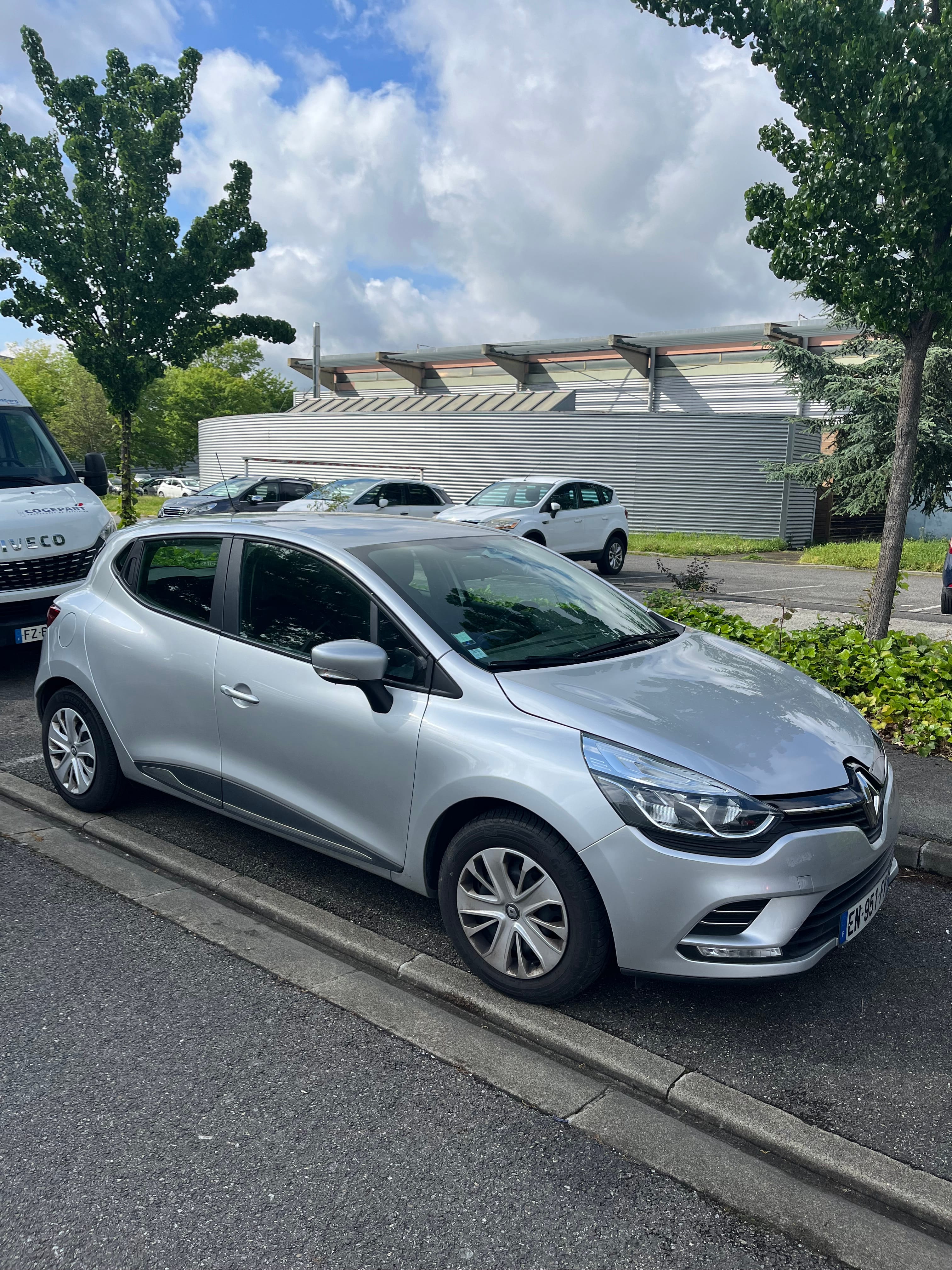 Renault Clio 5 portes Tce 90, 2017, Essence 95