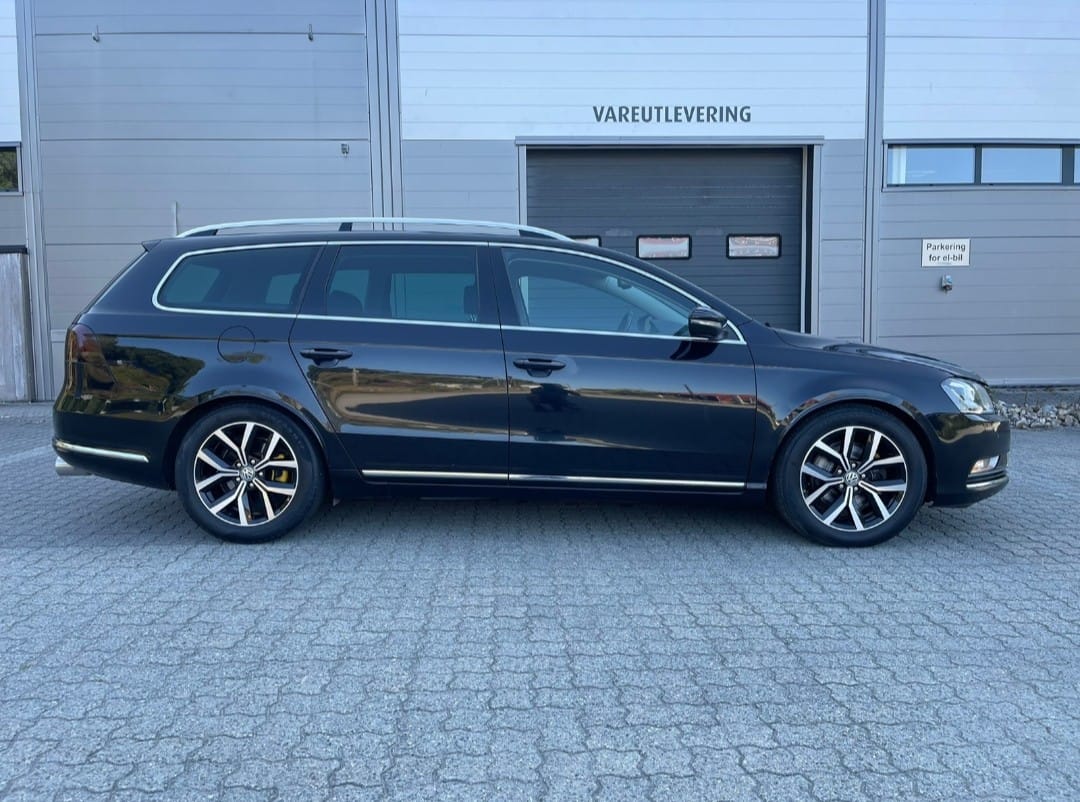 Volkswagen Passat with Air conditioning