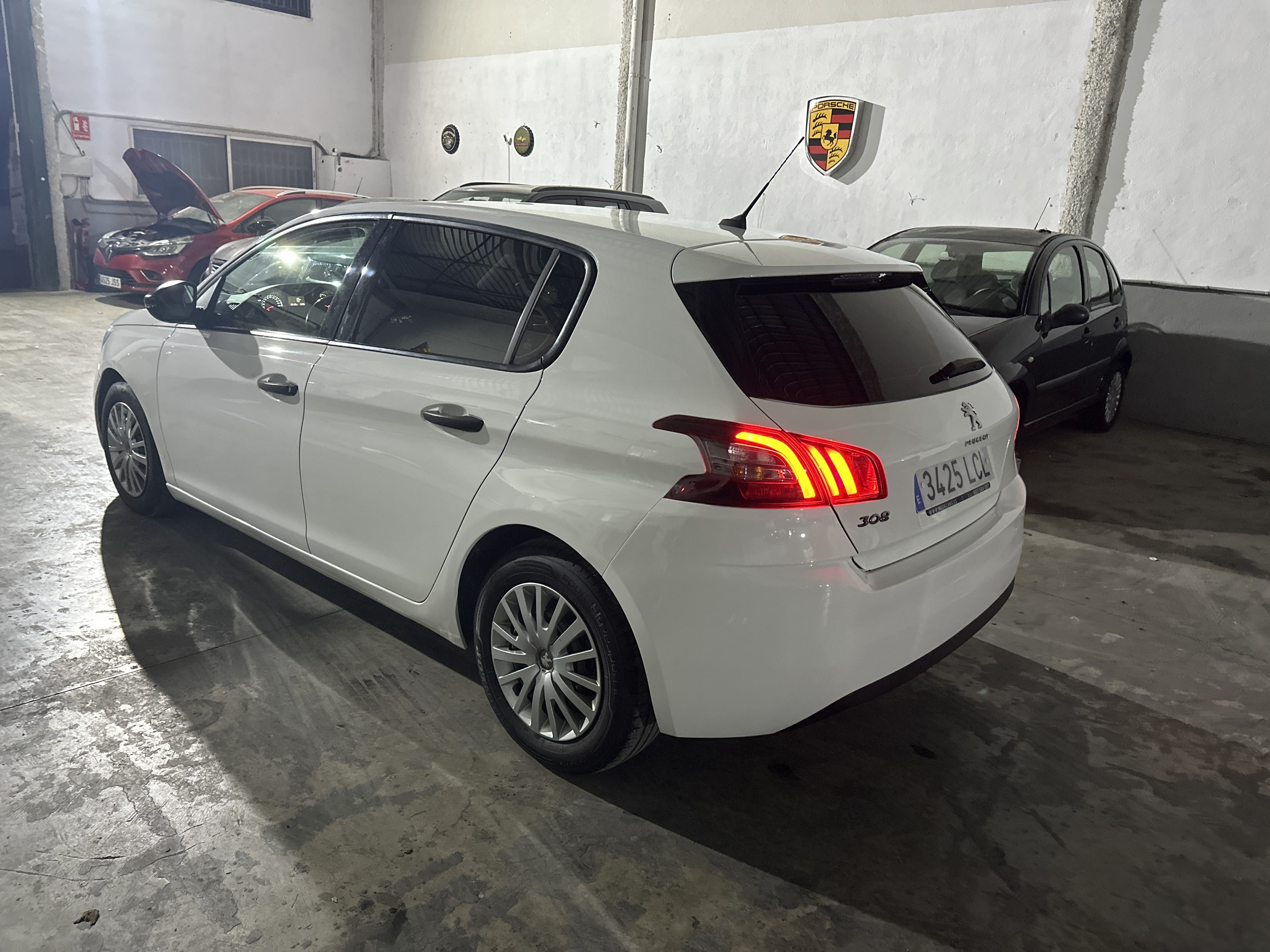 Peugeot 308 con Control de velocidad