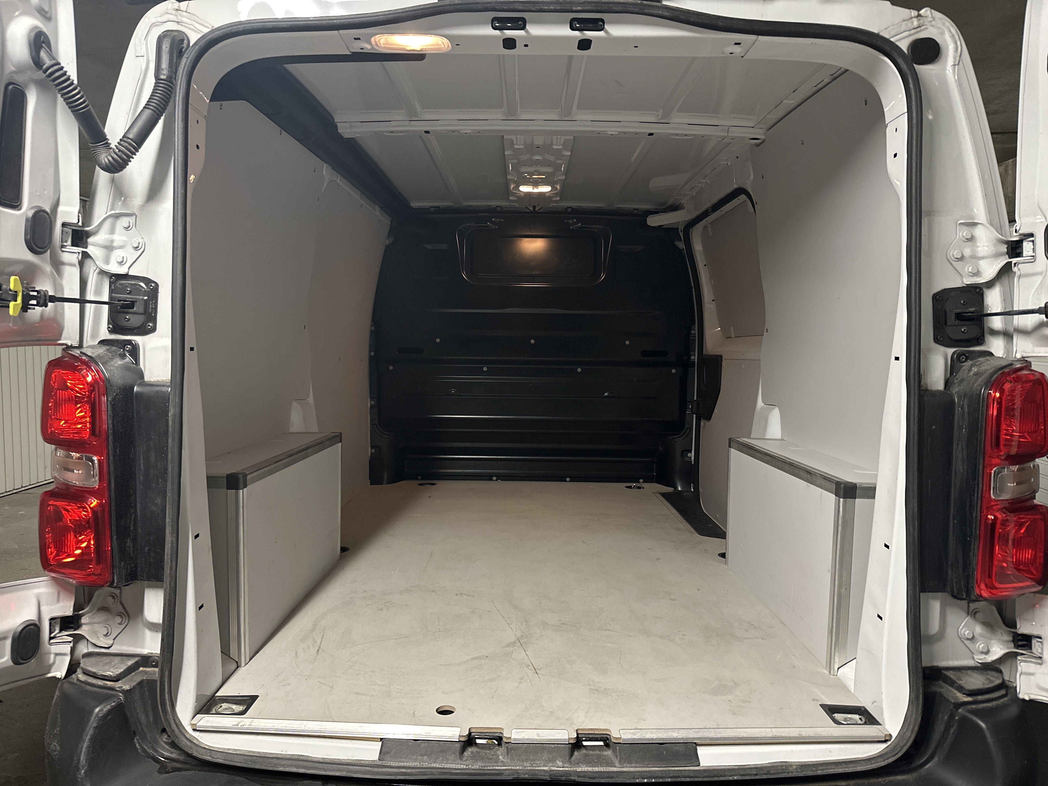 Opel Vivaro avec Audio Bluetooth