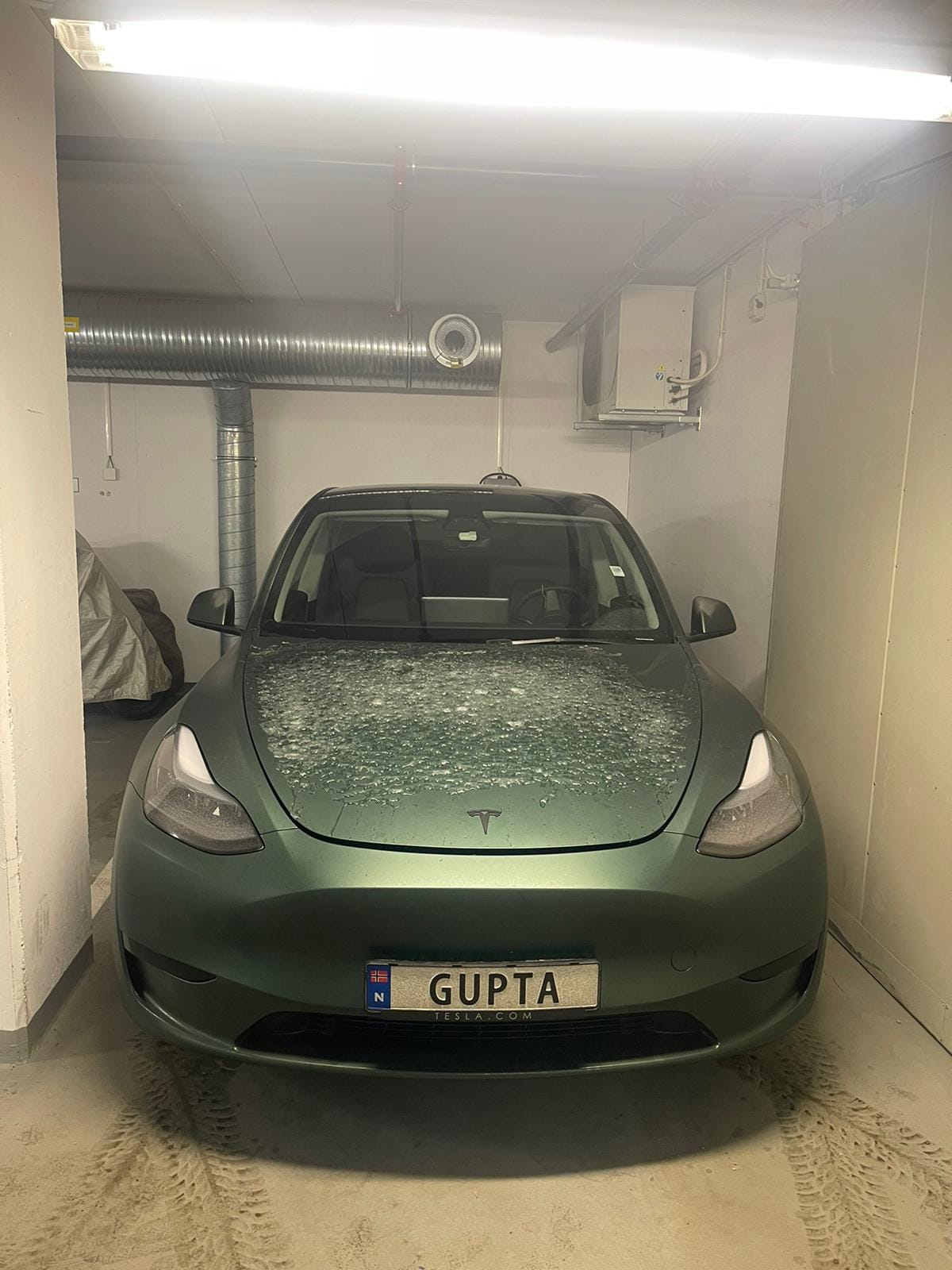 Tesla Model Y, 2023, Elektrisk, automatisk