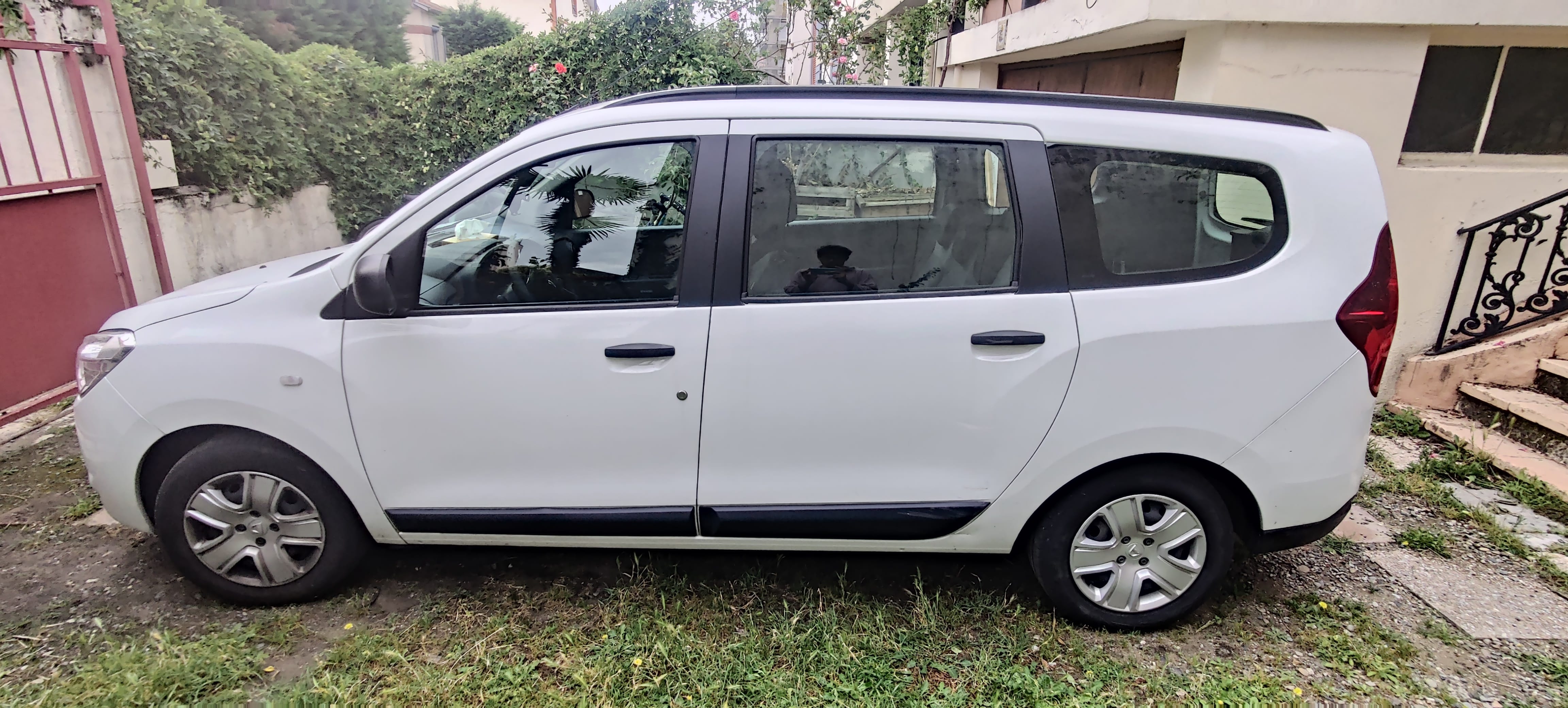Dacia Lodgy avec Climatisation