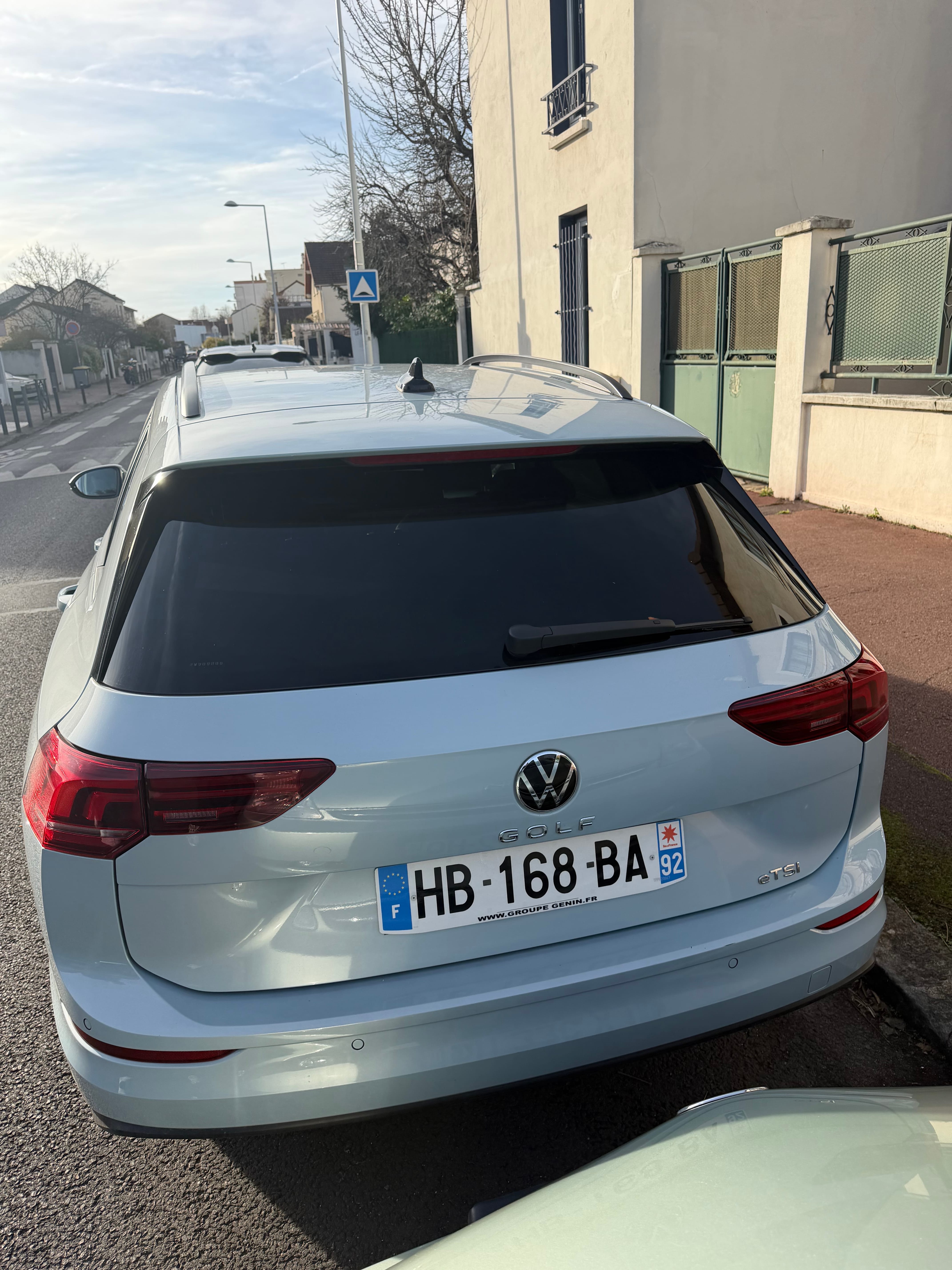 Volkswagen Golf SW Hybride avec Caméra de recul