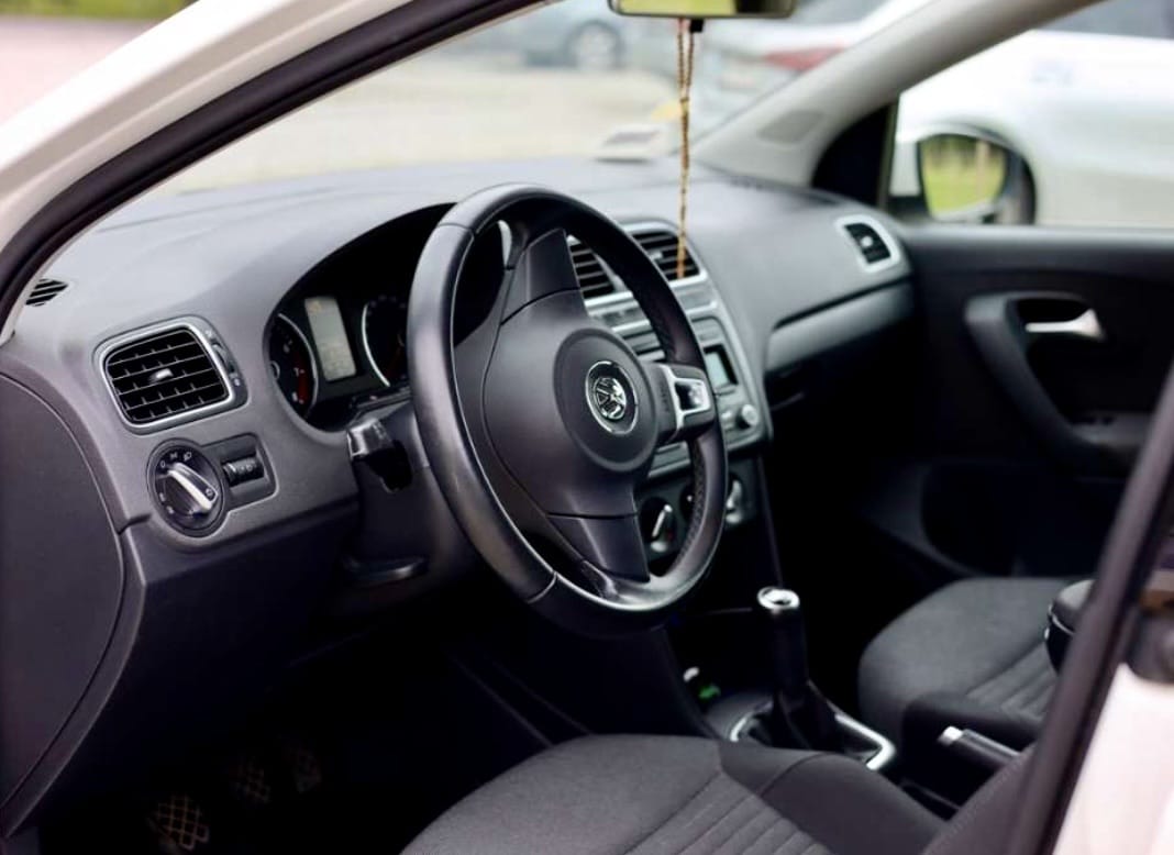 Volkswagen Polo R-Line mit USB-Ladeanschlüsse