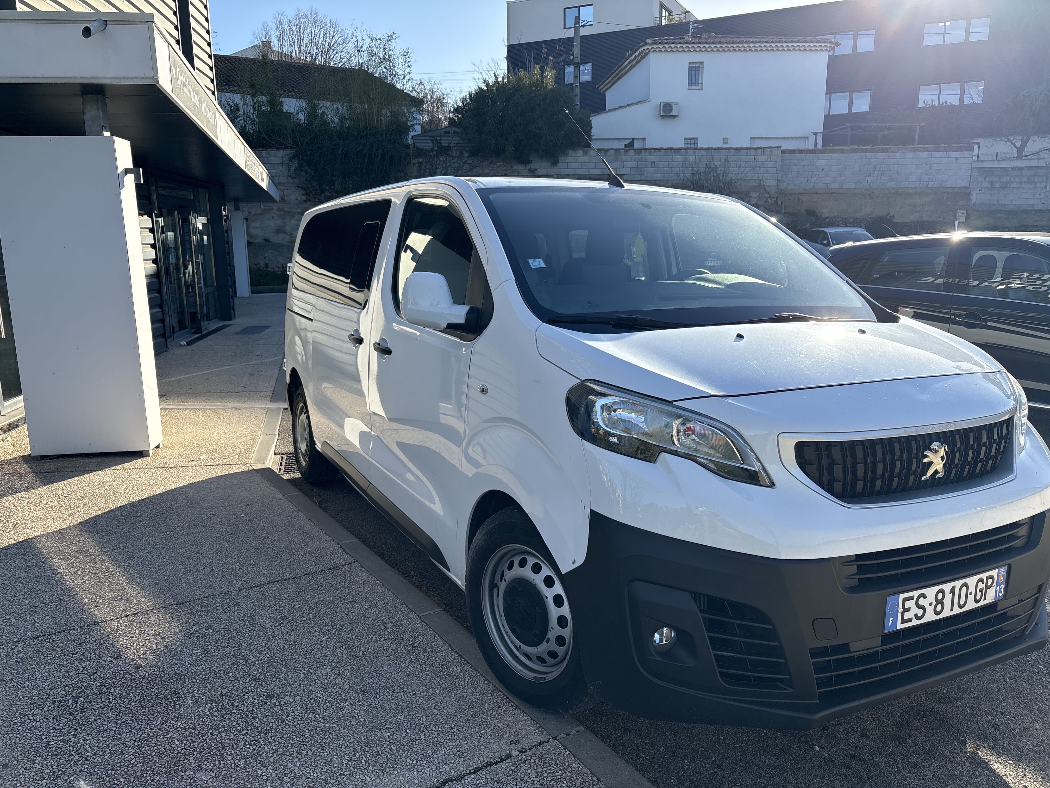 Peugeot E-Traveller avec Climatisation