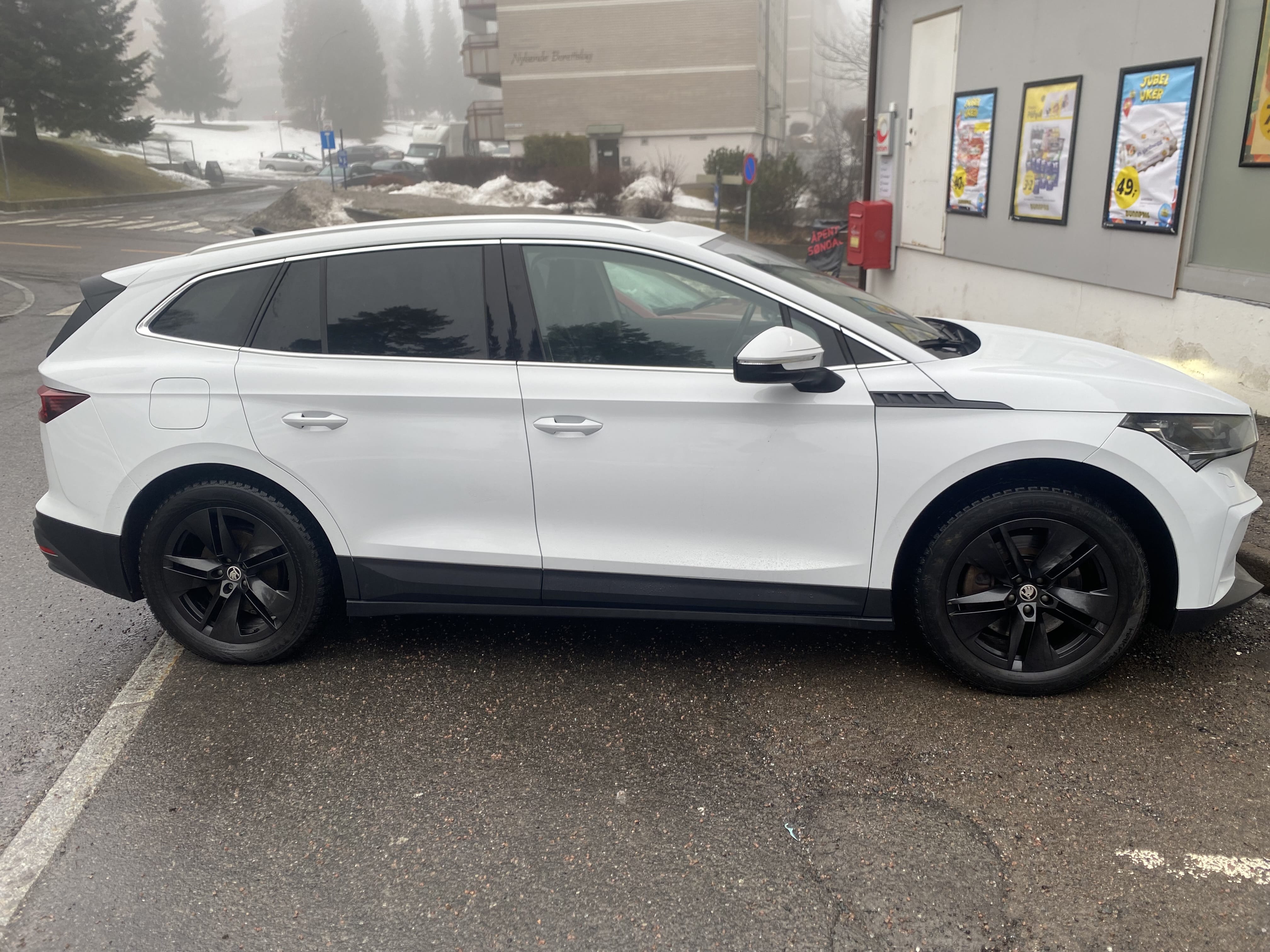 Skoda Enyaq 60, 2021, Electric, automatic