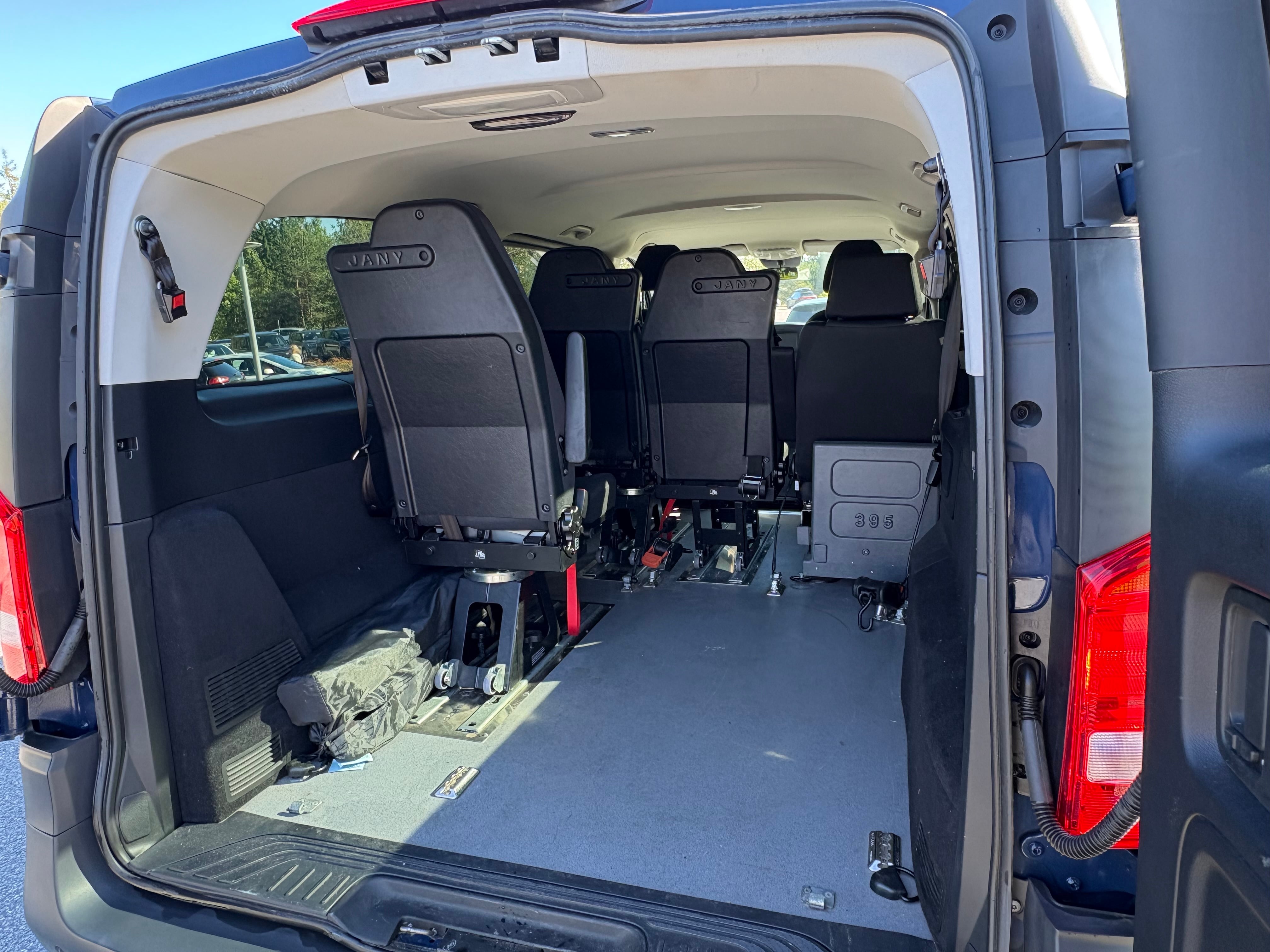 Mercedes-Benz Vito Tourer med Bluetooth audio