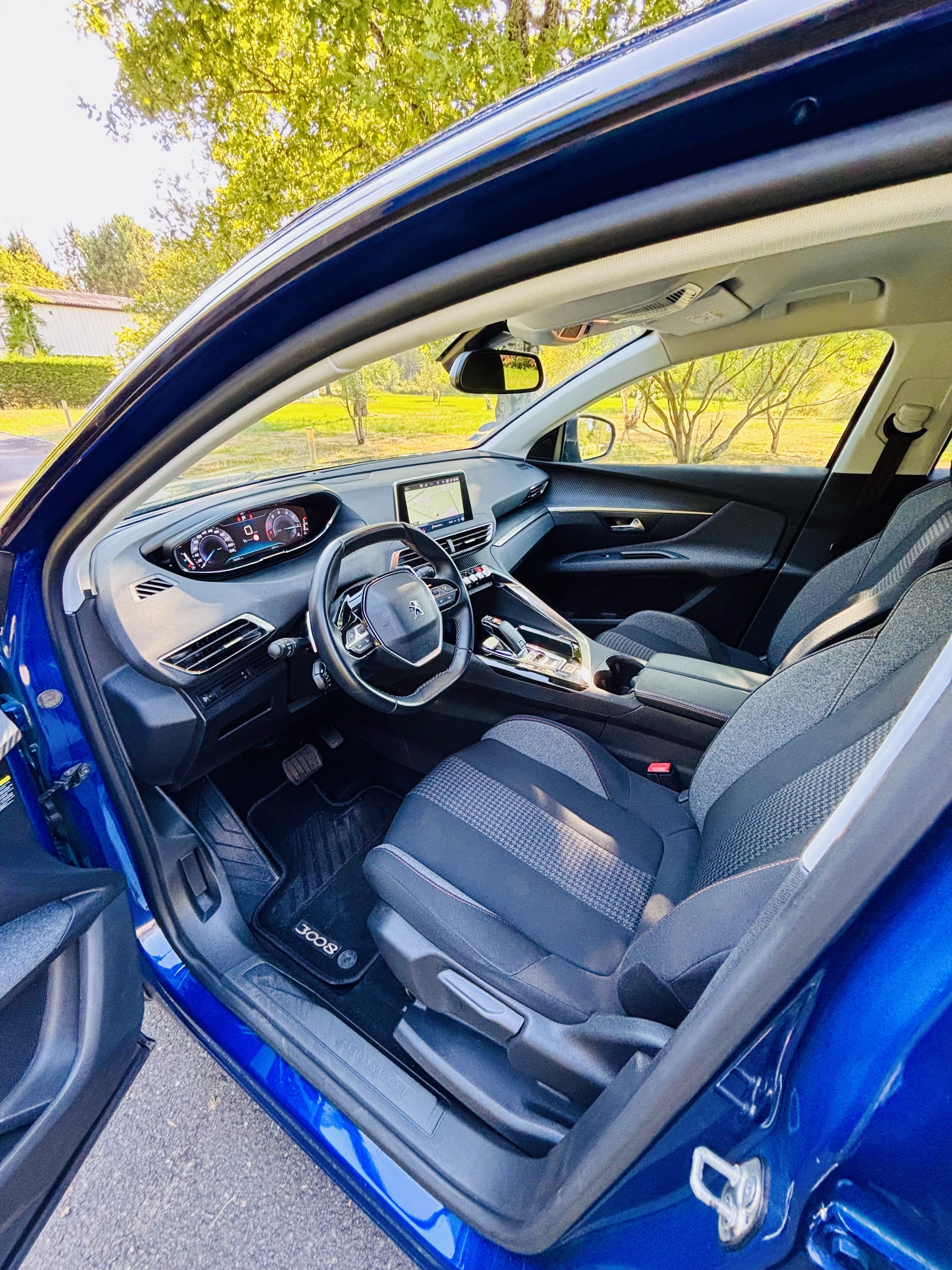 Peugeot 3008 avec Siège bébé