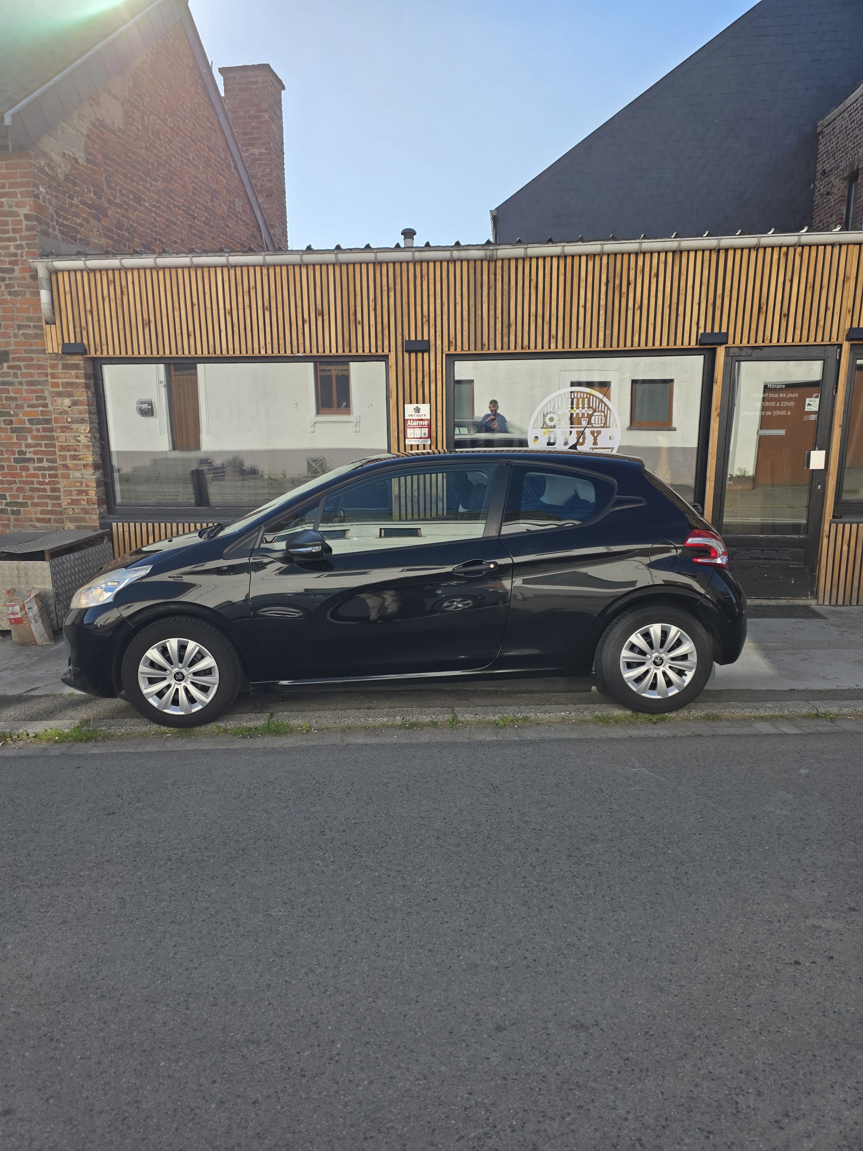Peugeot 208 met Cruise control