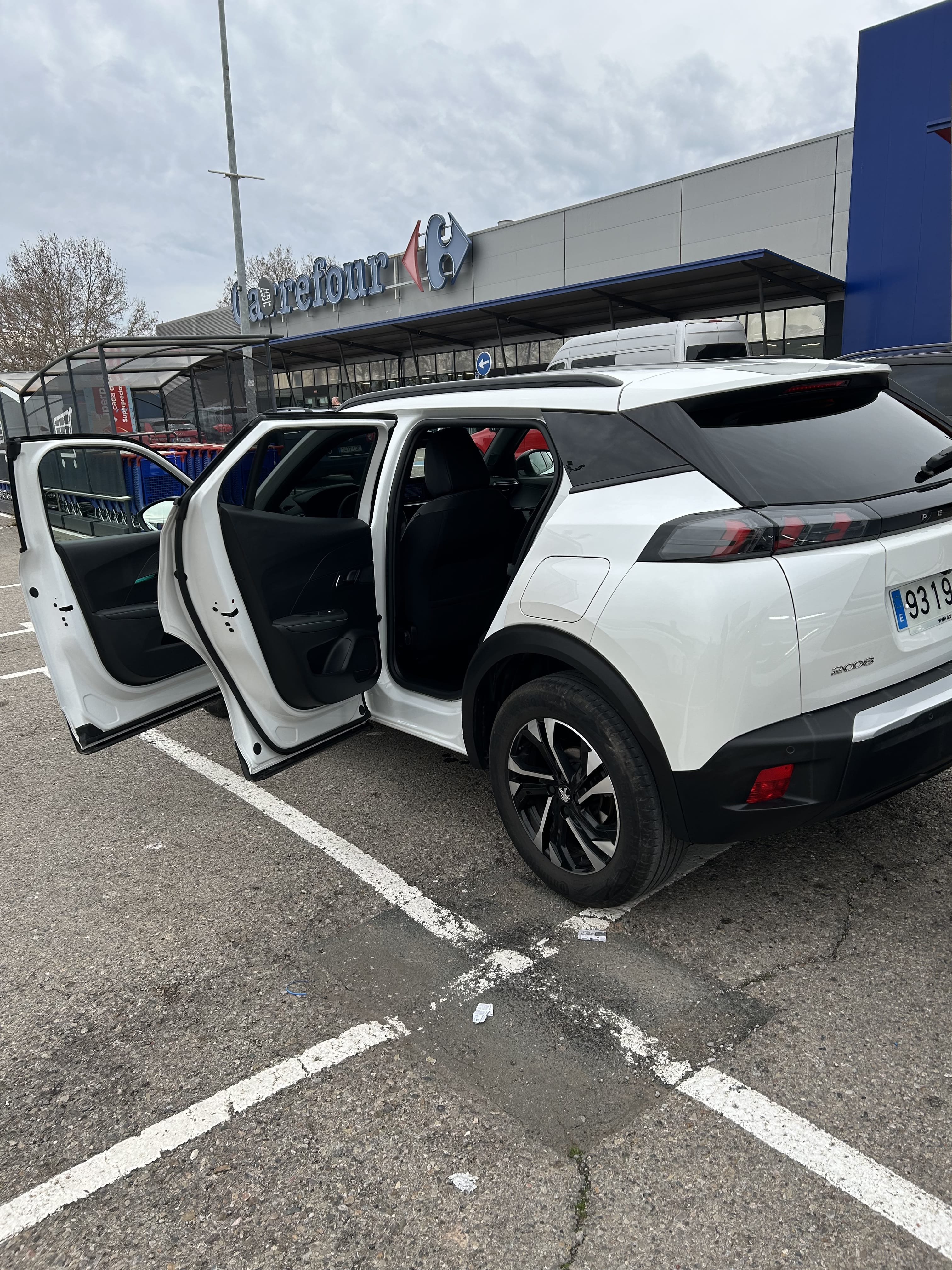 Peugeot 2008 con Aire acondicionado