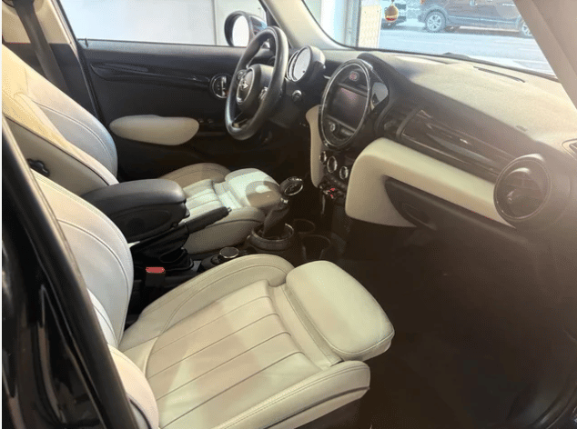 Mini Cooper 5 Puertas Automatico mit Bluetooth-Audio