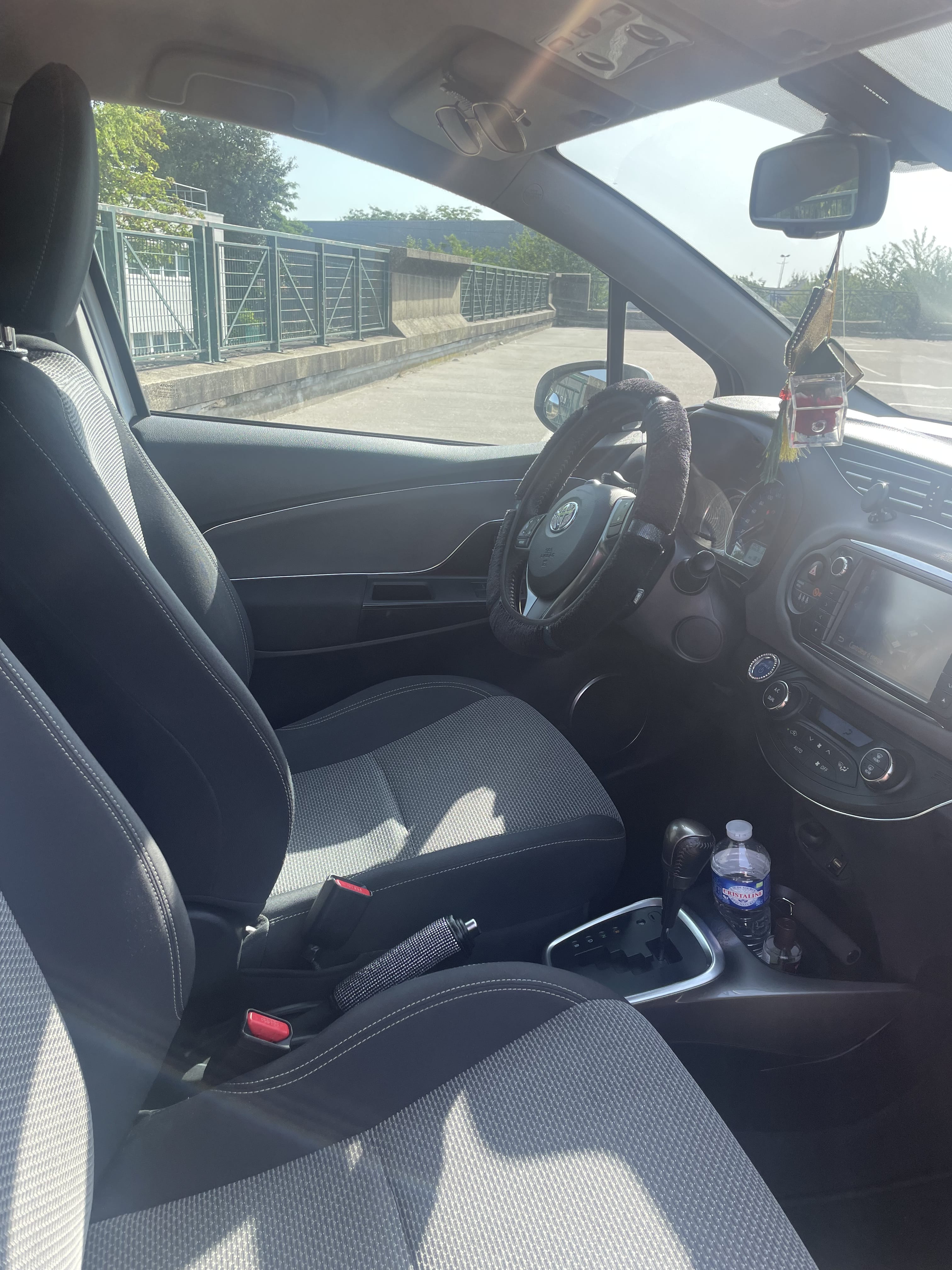 Toyota Yaris Hybride avec Audio Bluetooth