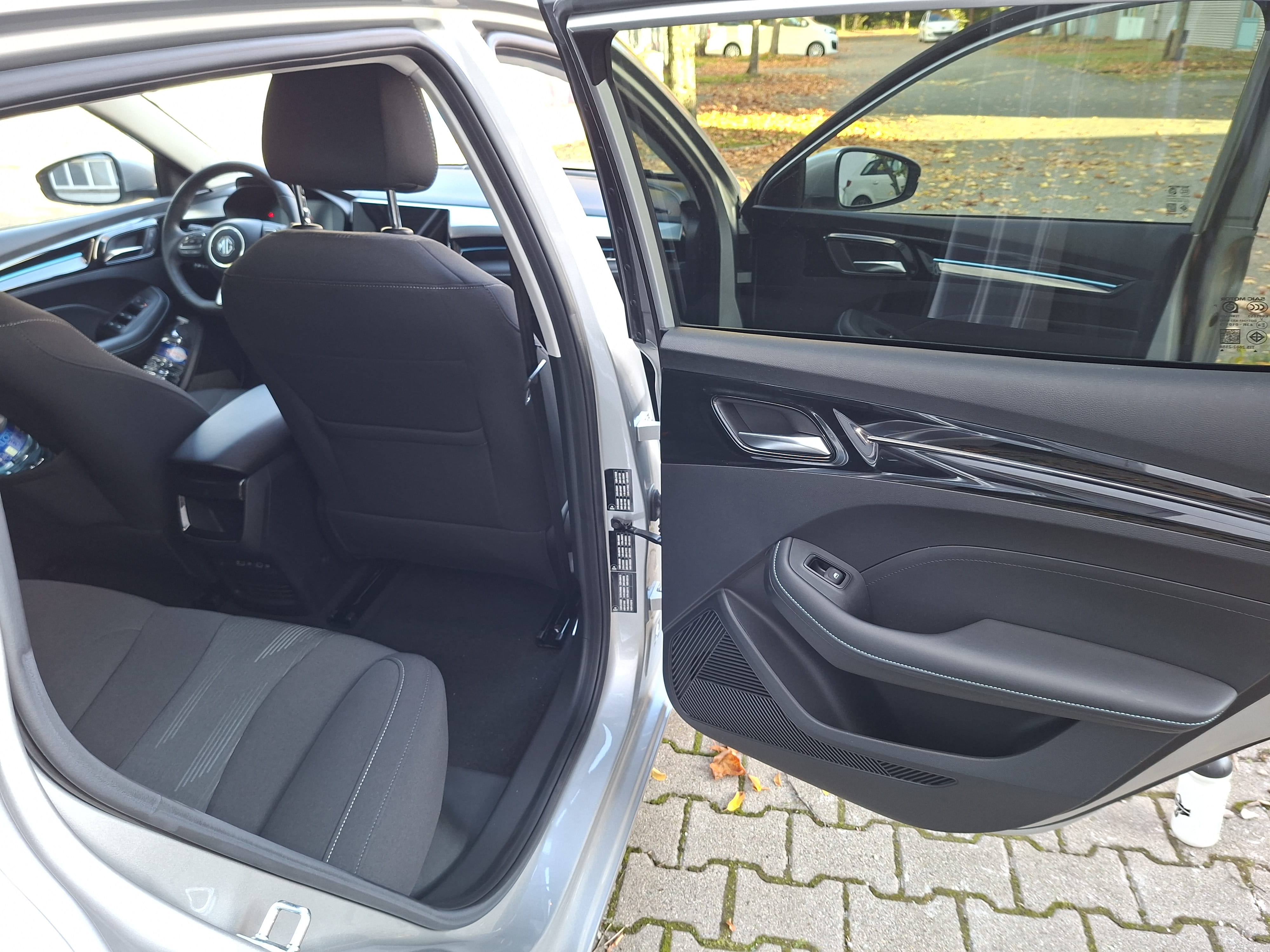 MG MG5 mit Navigationsgerät
