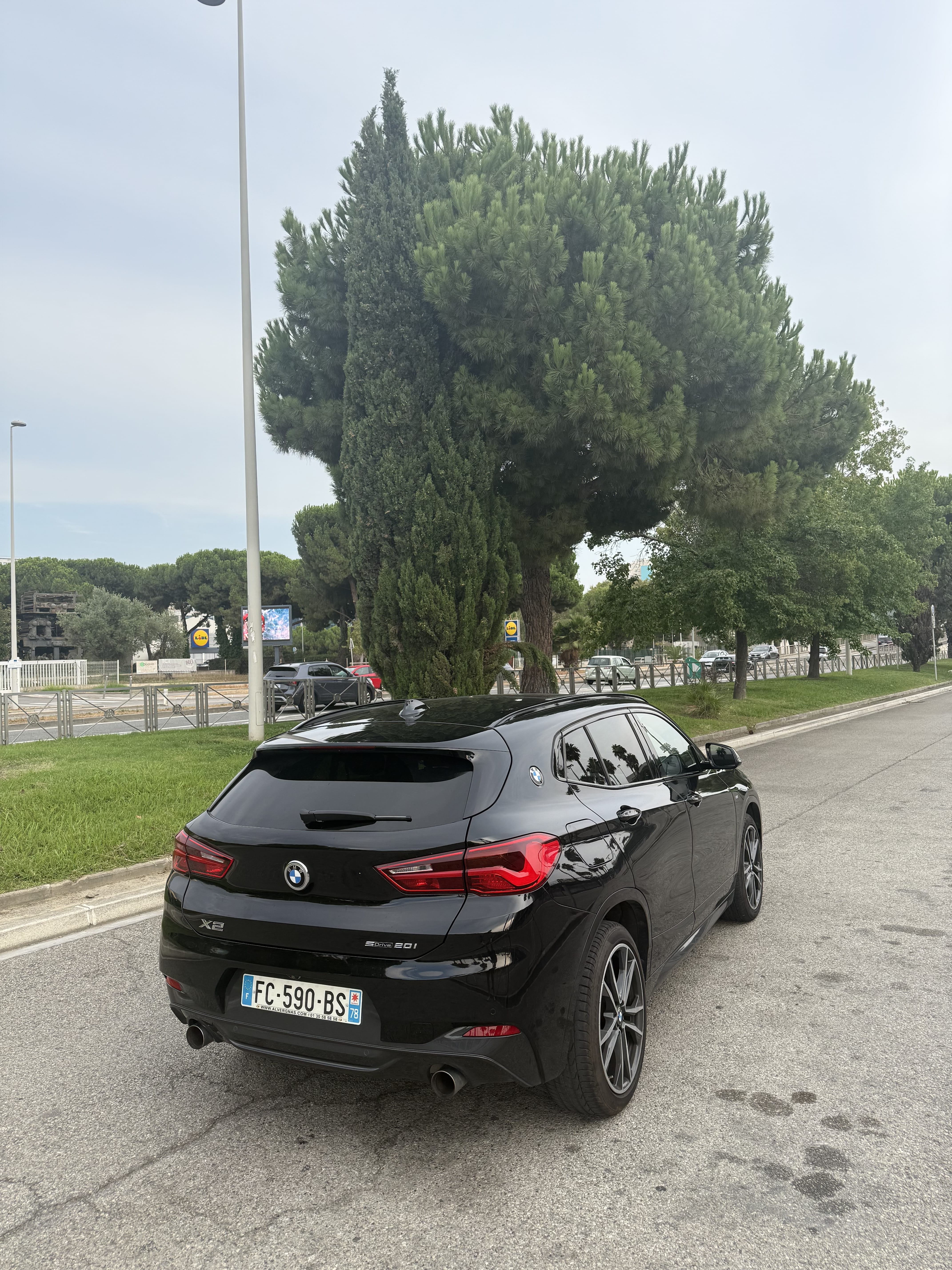 BMW X2 Sdrive28I avec Audio Bluetooth