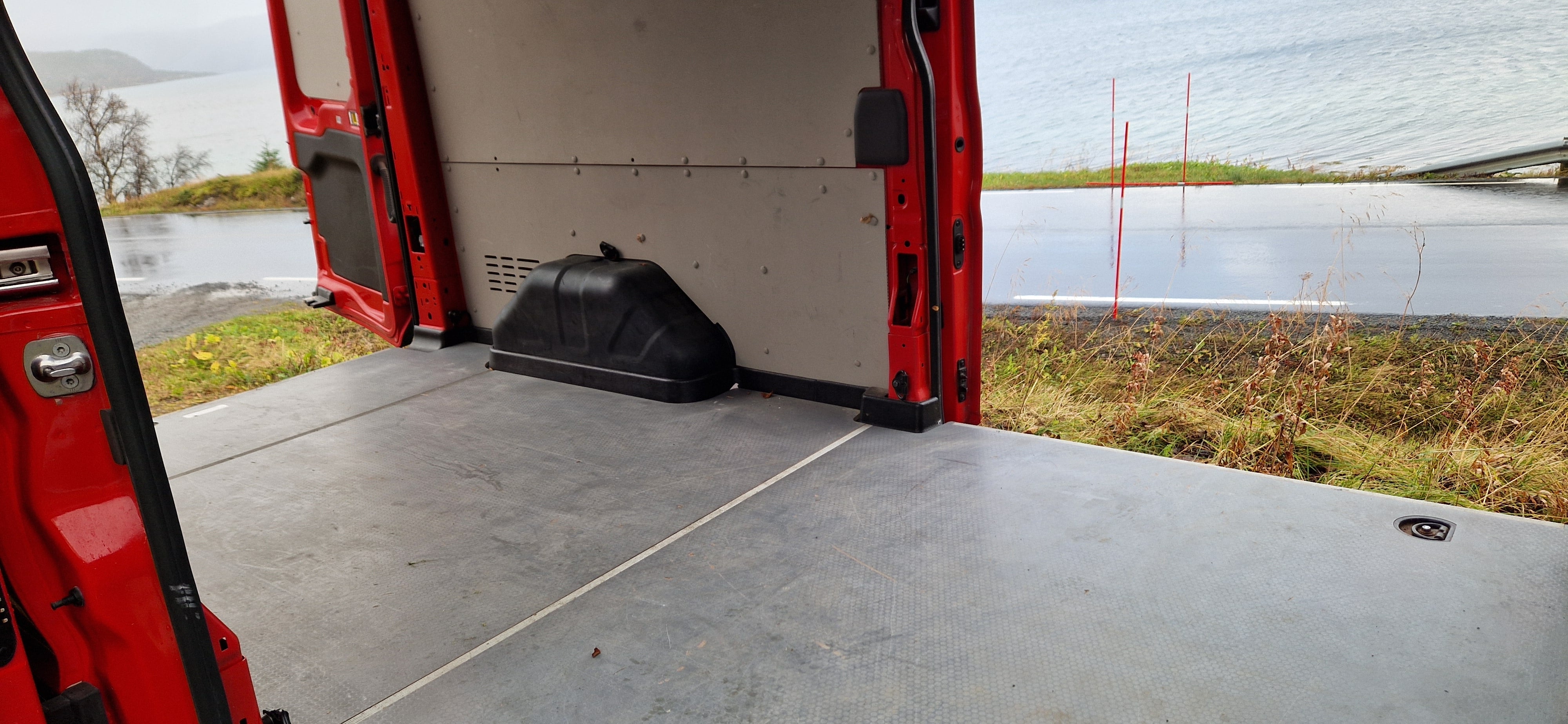 Ford Transit Cargo Van med Cruisekontroll
