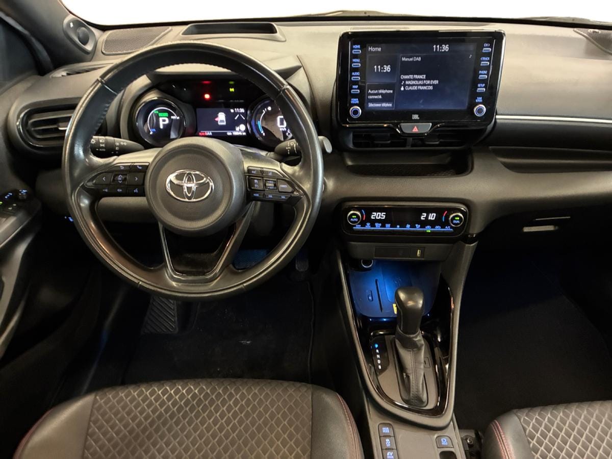 Toyota Yaris Hybride avec GPS