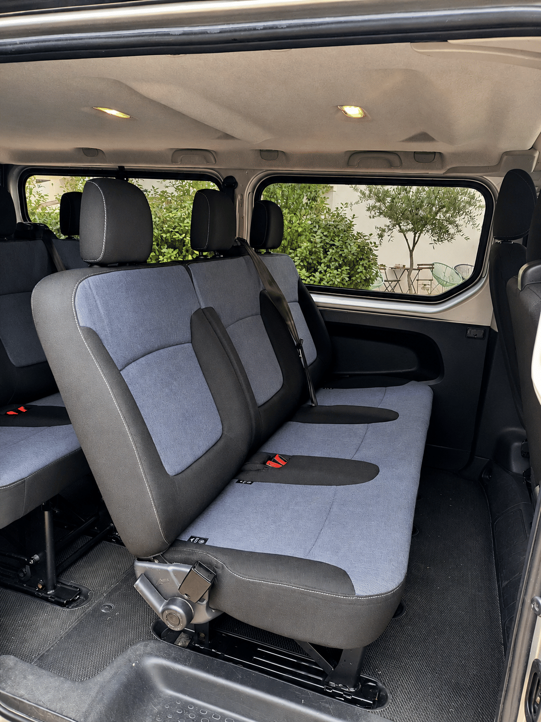 Opel Vivaro Combi 1.6 CDTI avec Autoradio