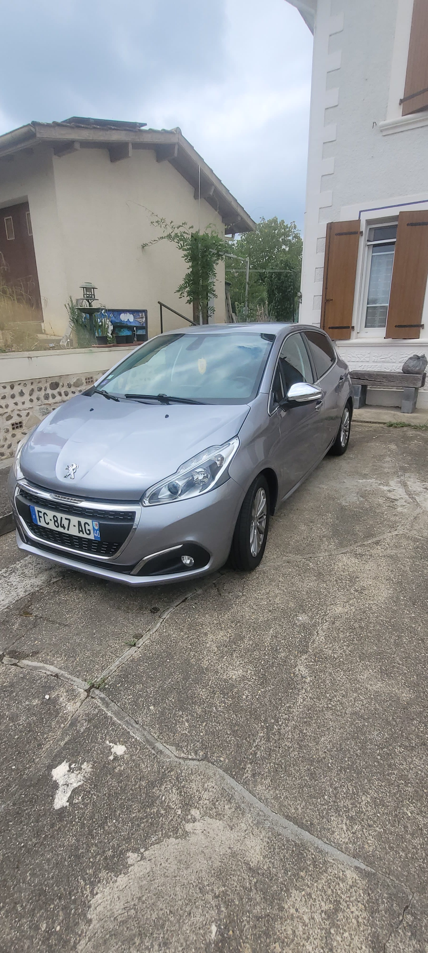 Peugeot 208, 2018, Essence 95, automatique